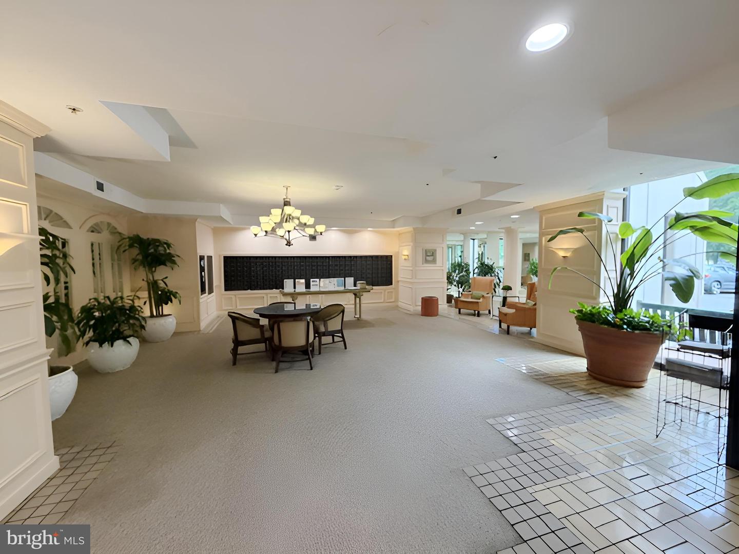 15115 Interlachen Dr #3-902 Property Photo 5