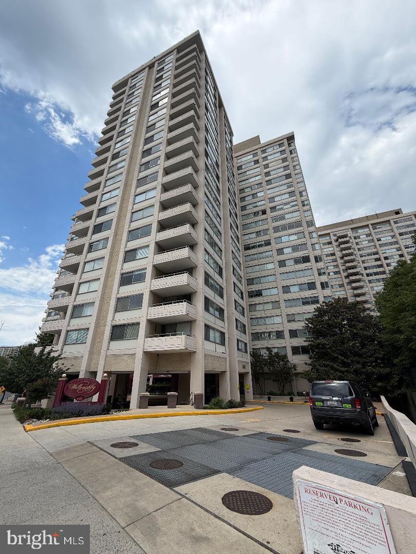 4515 Willard Ave #2415s Property Photo 1