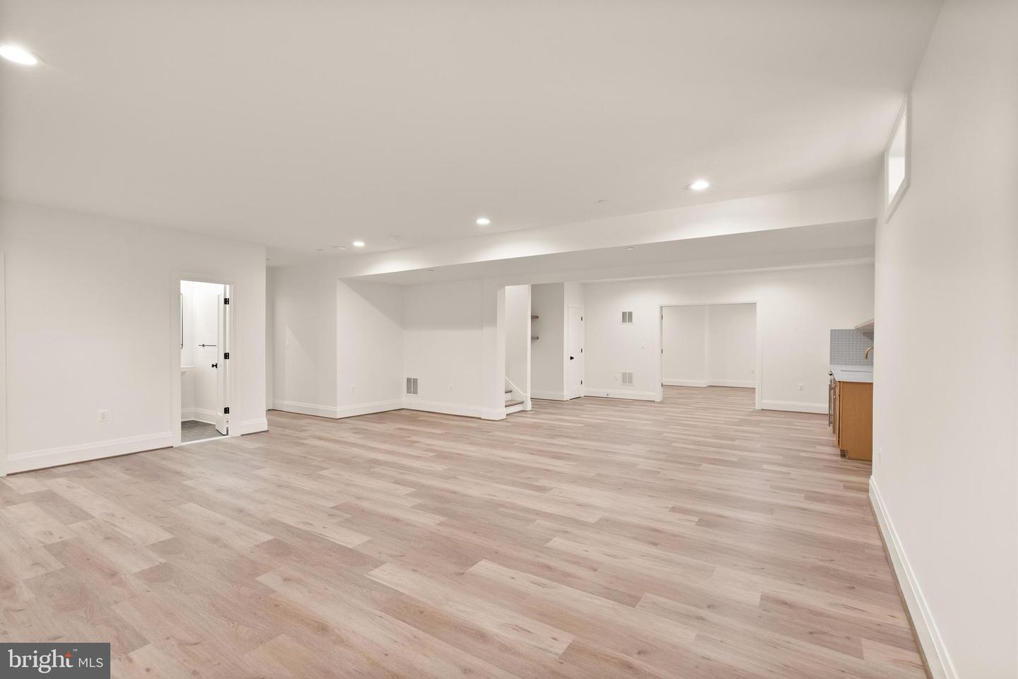 9205 Rosehill Dr Property Photo 24