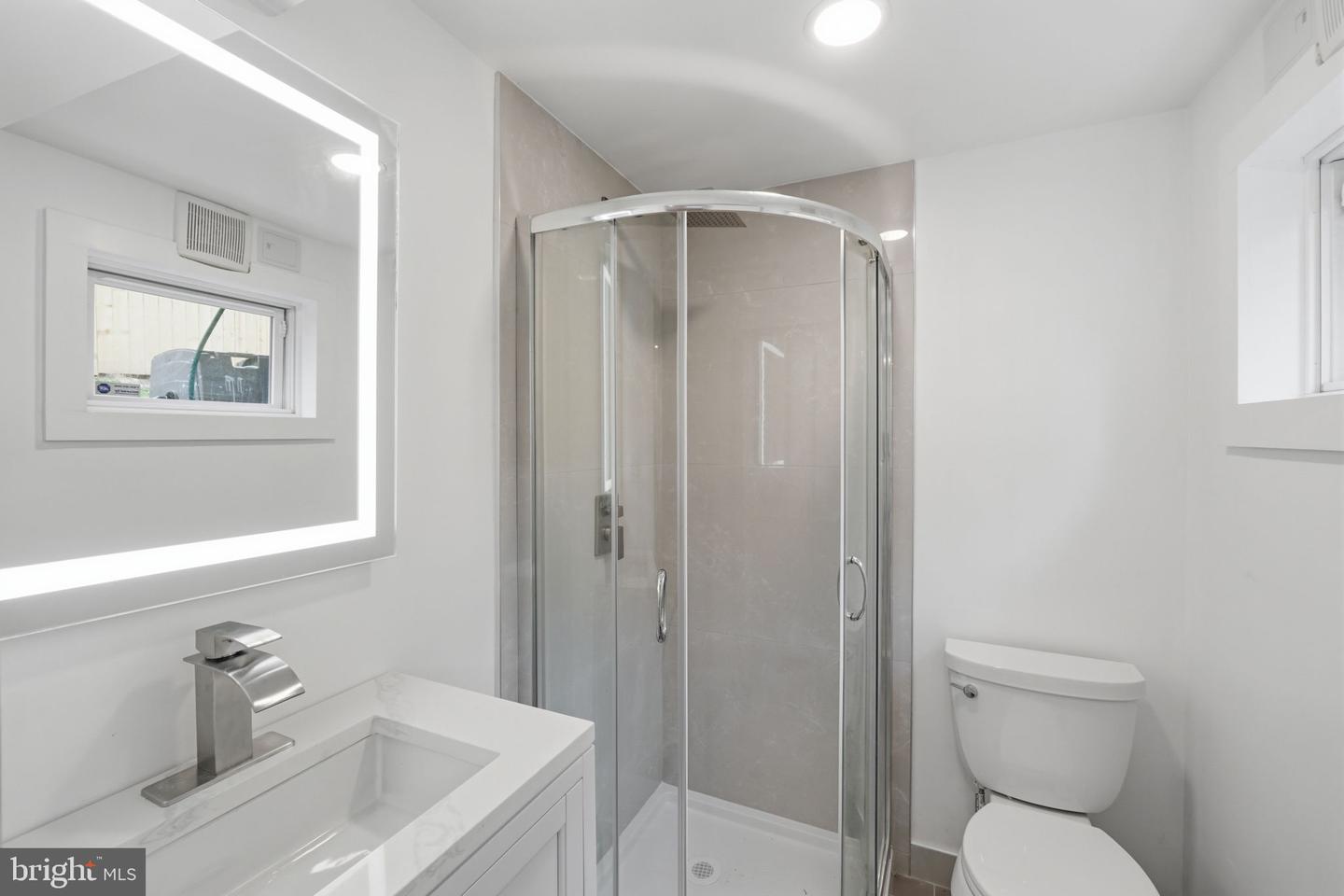 13710 Arctic Ave Property Photo 43