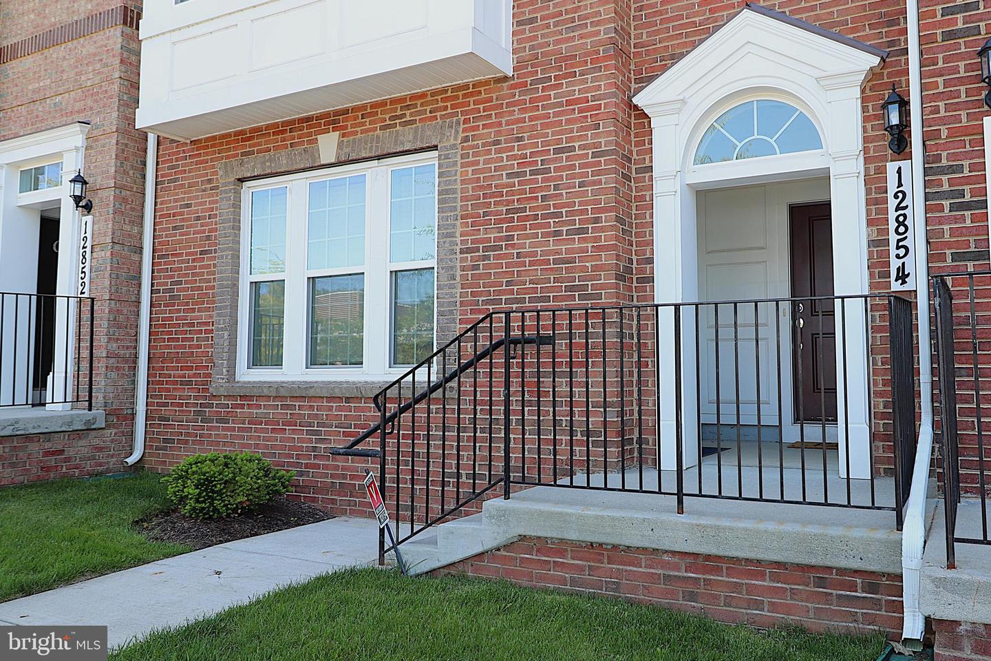 12854 Cloverleaf Center Dr #165 E Property Photo 2