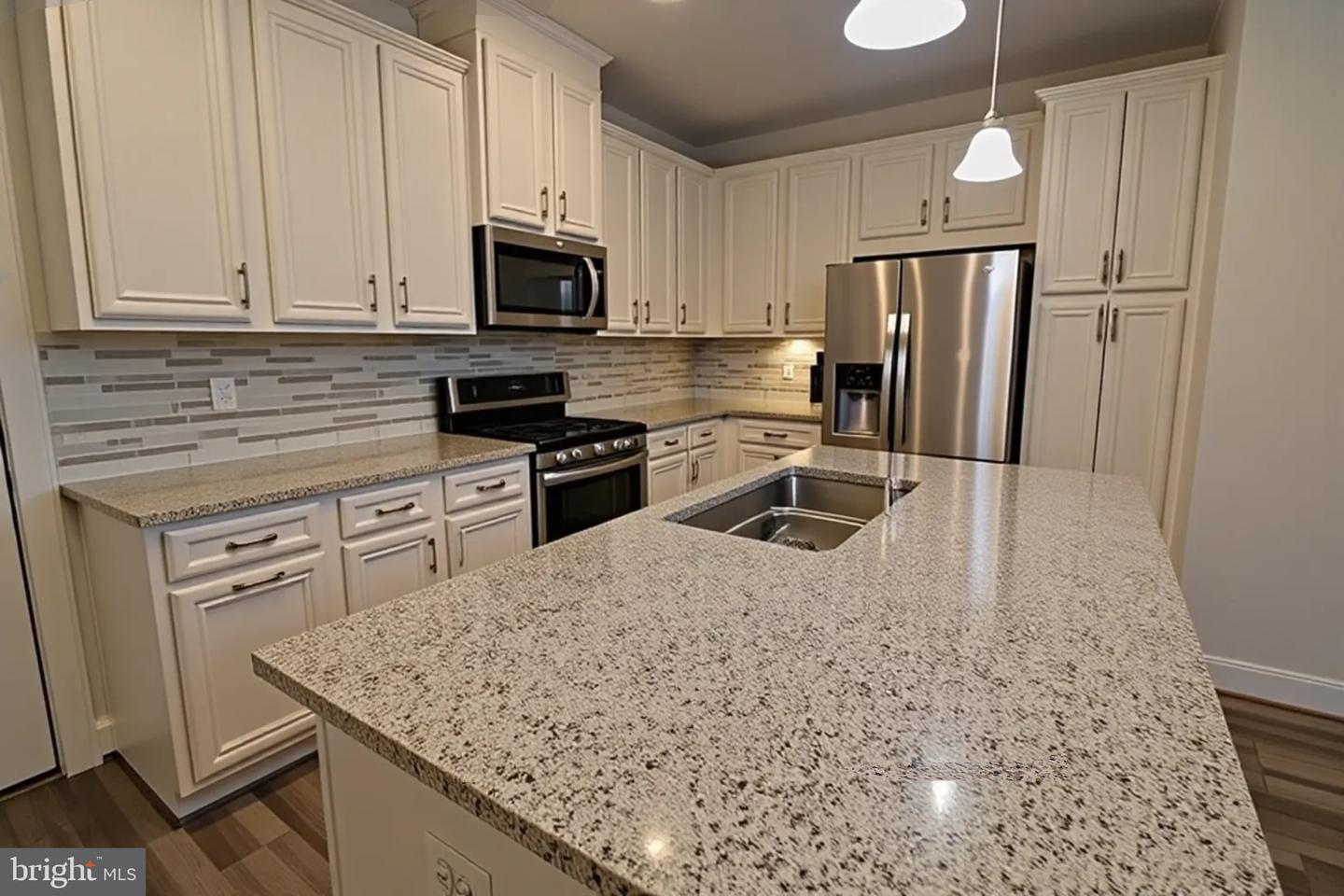 12854 Cloverleaf Center Dr #165 E Property Photo 13