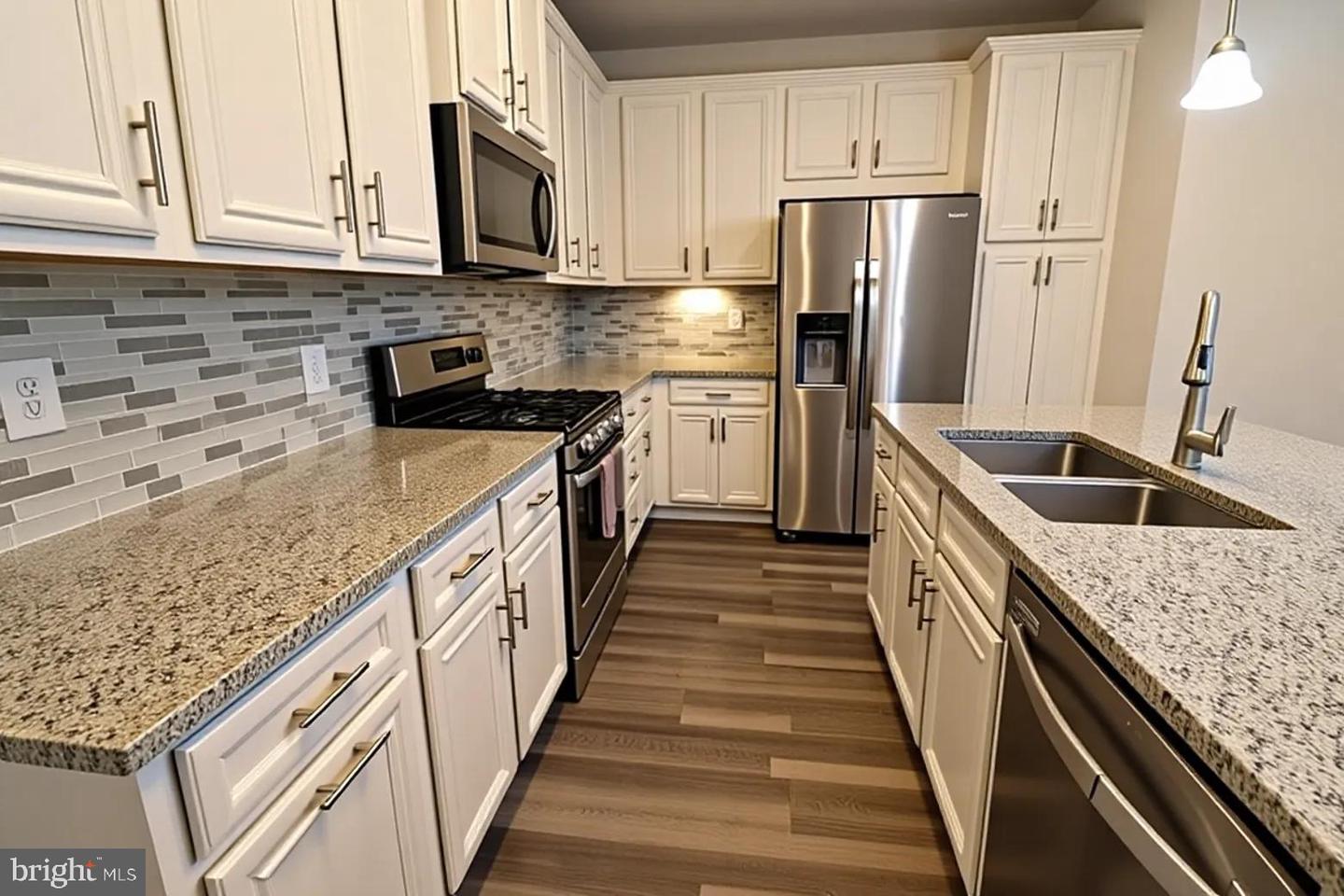12854 Cloverleaf Center Dr #165 E Property Photo 14