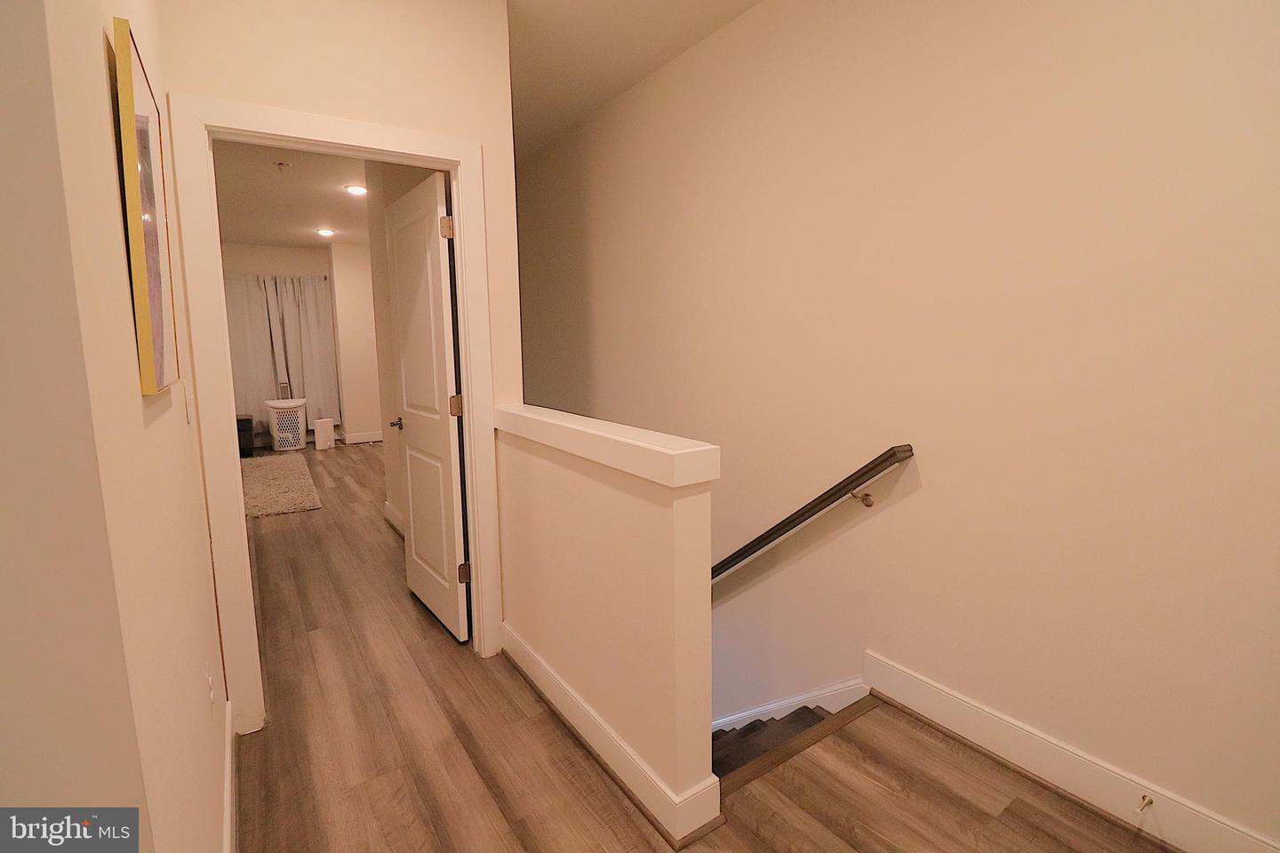 12854 Cloverleaf Center Dr #165 E Property Photo 19