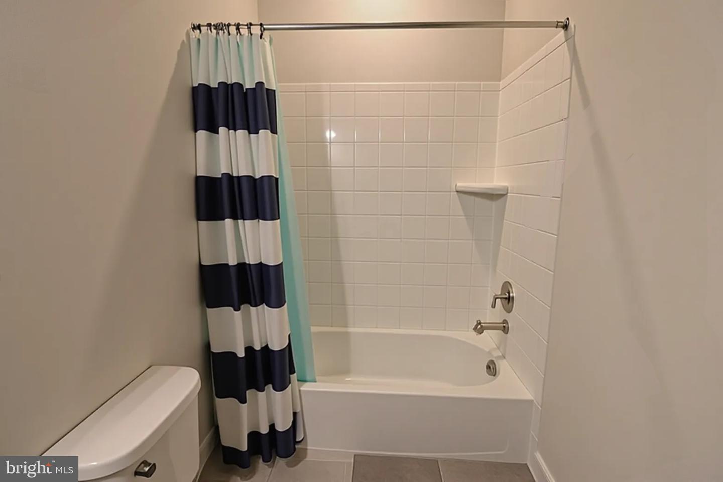 12854 Cloverleaf Center Dr #165 E Property Photo 20