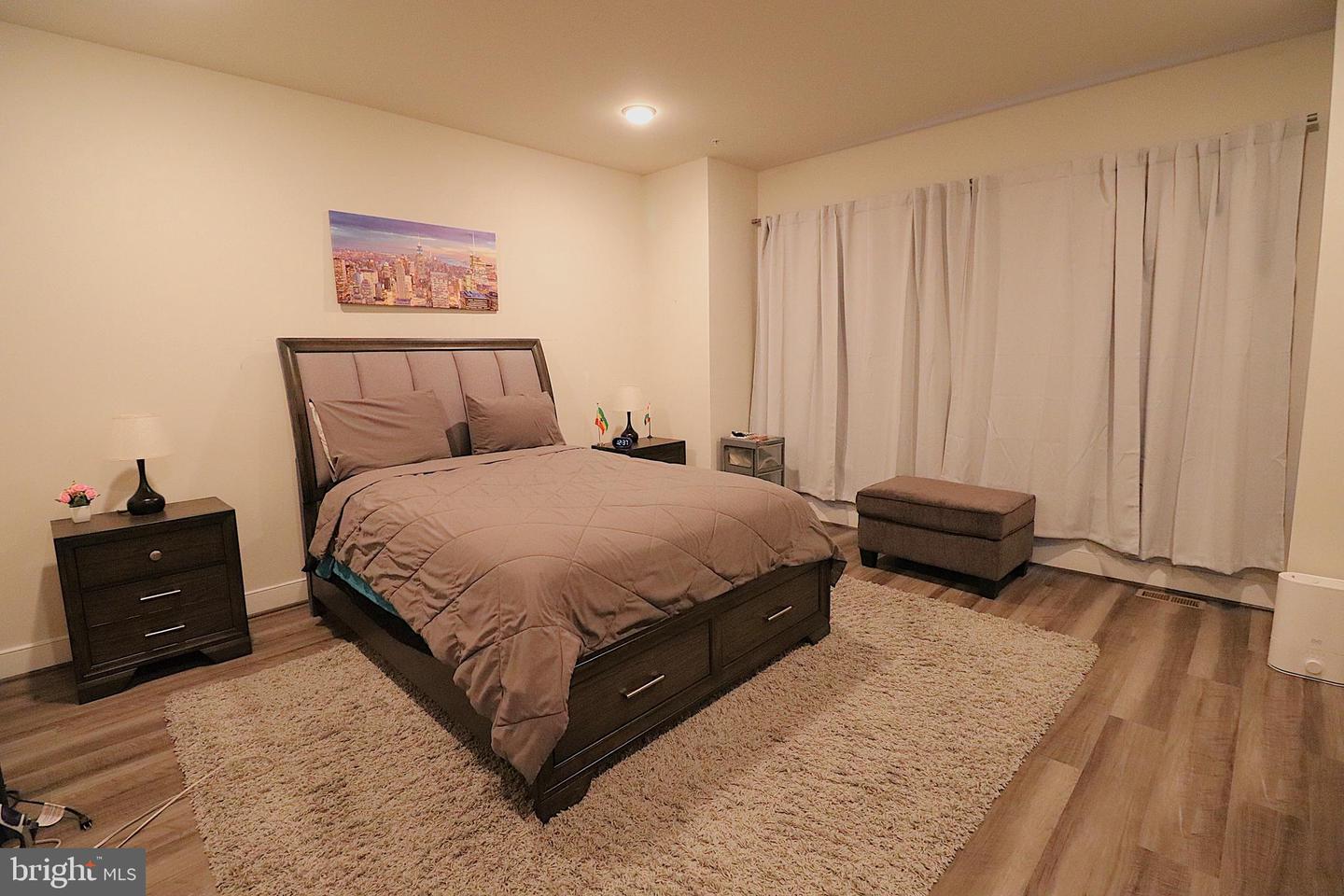 12854 Cloverleaf Center Dr #165 E Property Photo 25