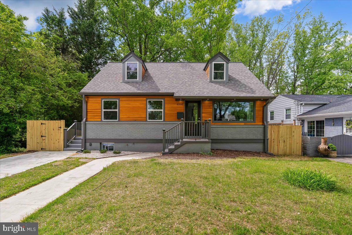 4000 Adams Dr Property Photo 1
