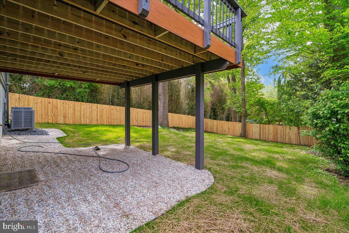 4000 Adams Dr Property Photo 3
