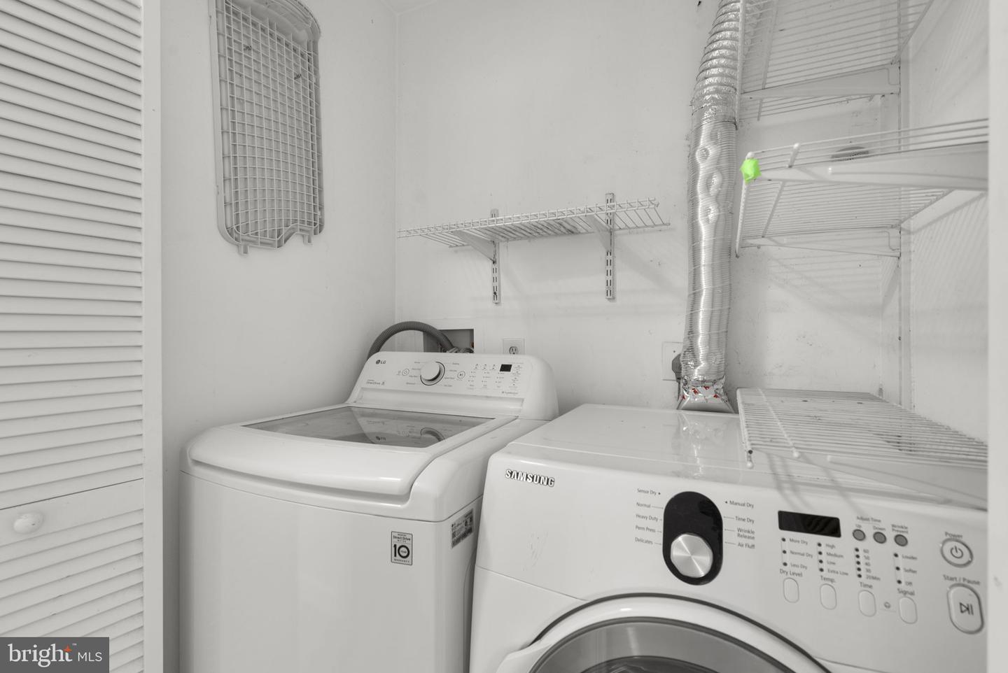 18328 Streamside Dr #304 Property Photo 20