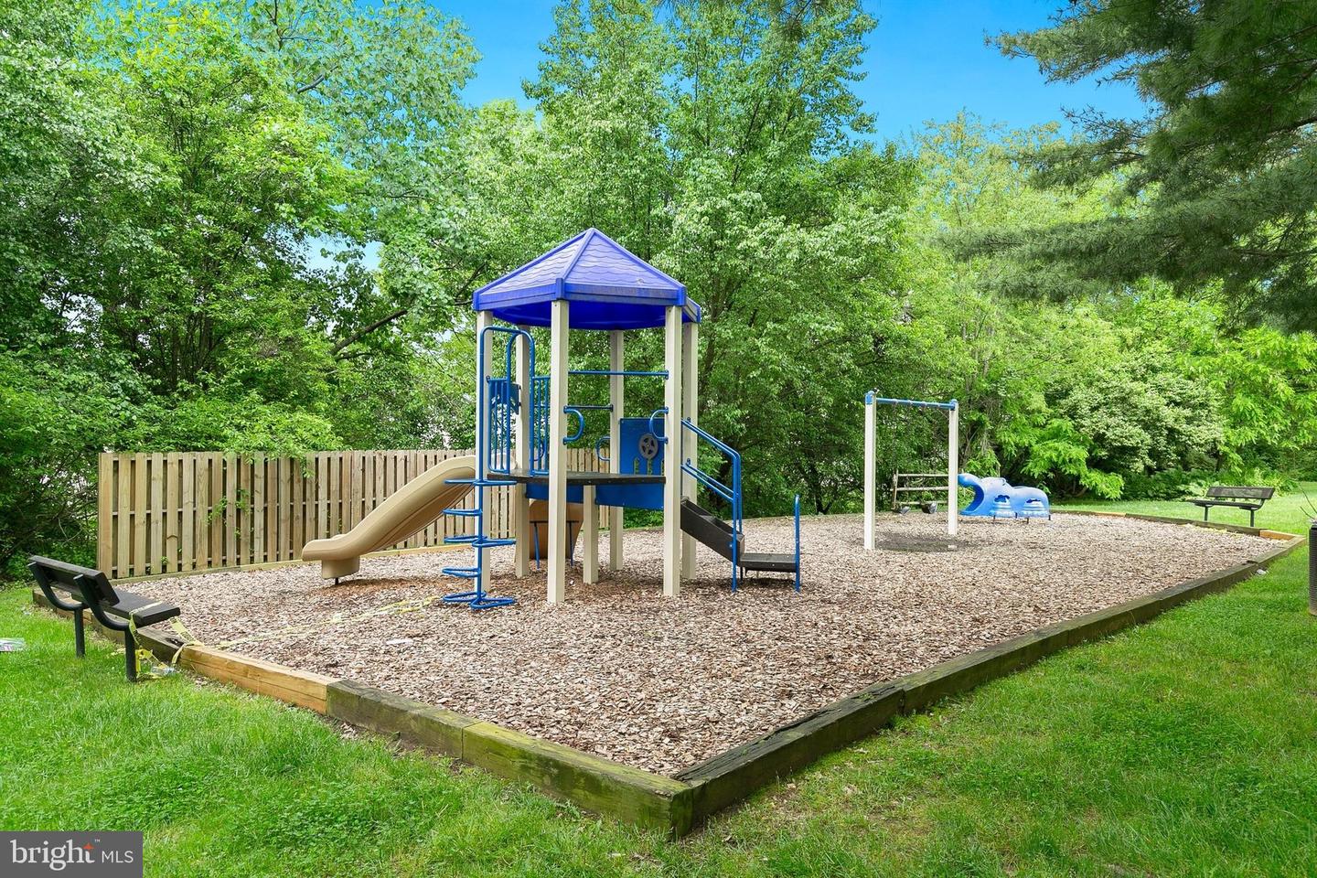 18328 Streamside Dr #304 Property Photo 25