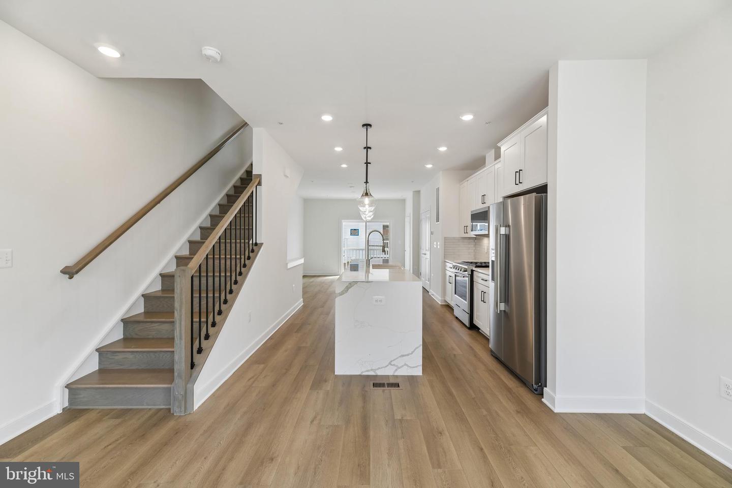 2042 Henson Norris St Property Photo 12