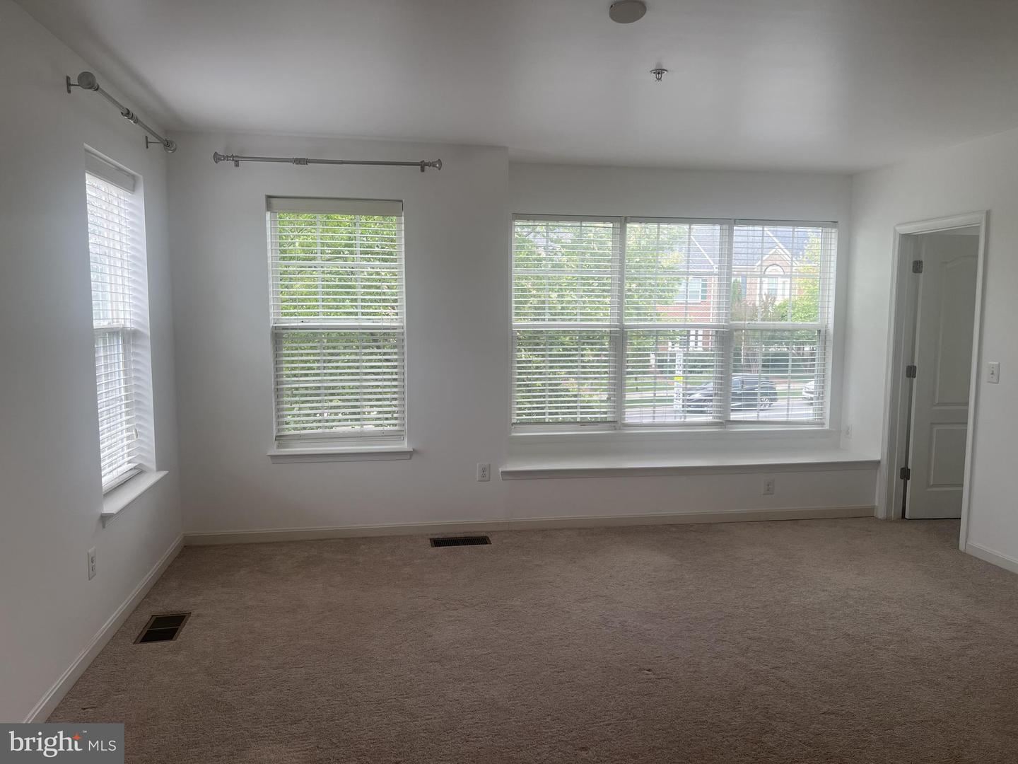 11964 Little Seneca Pkwy #2561 Property Photo 17