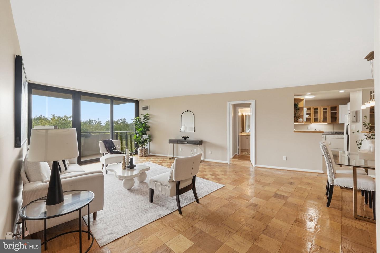 4620 N Park Ave #607e Property Photo 2