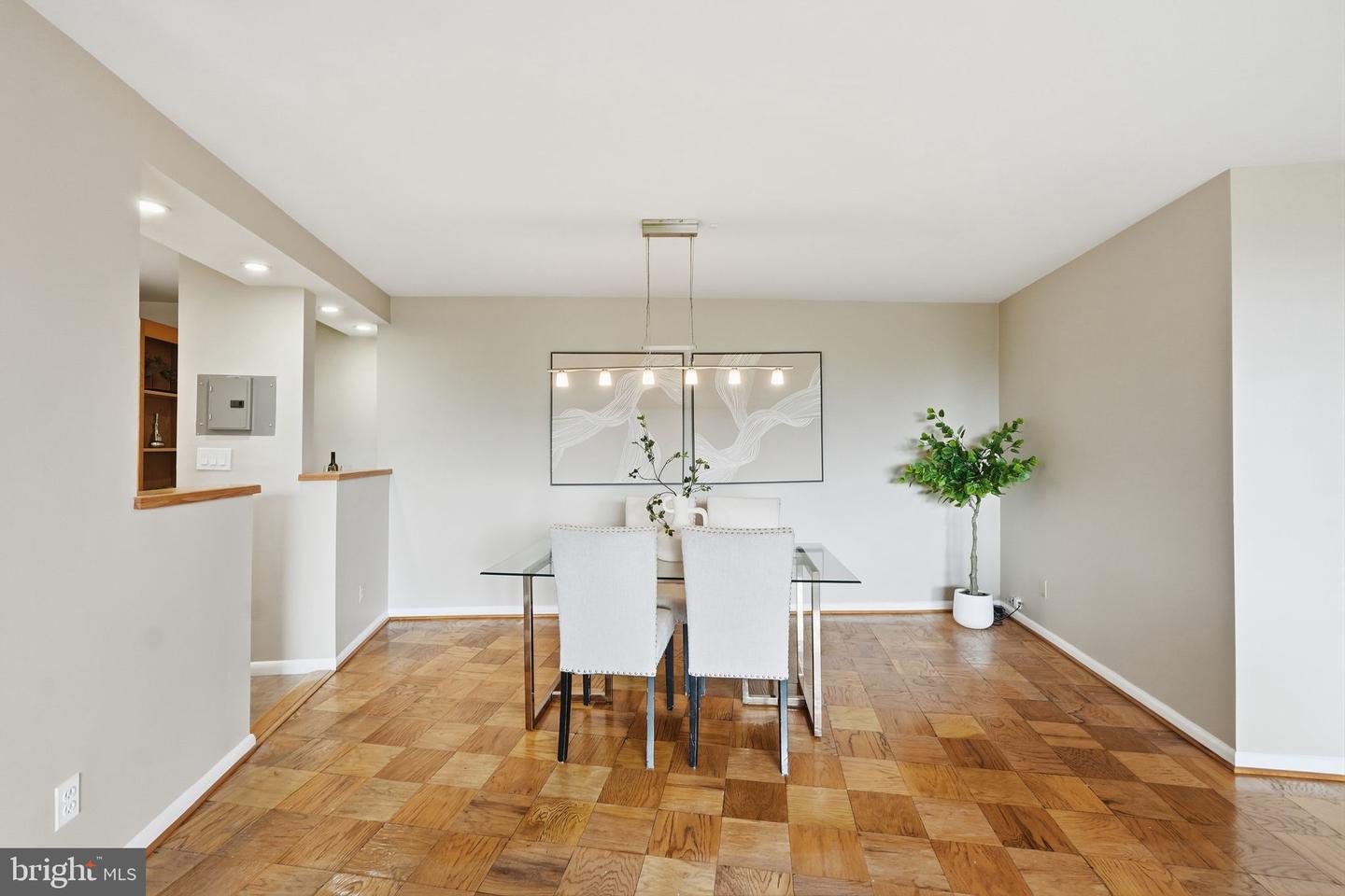 4620 N Park Ave #607e Property Photo 14