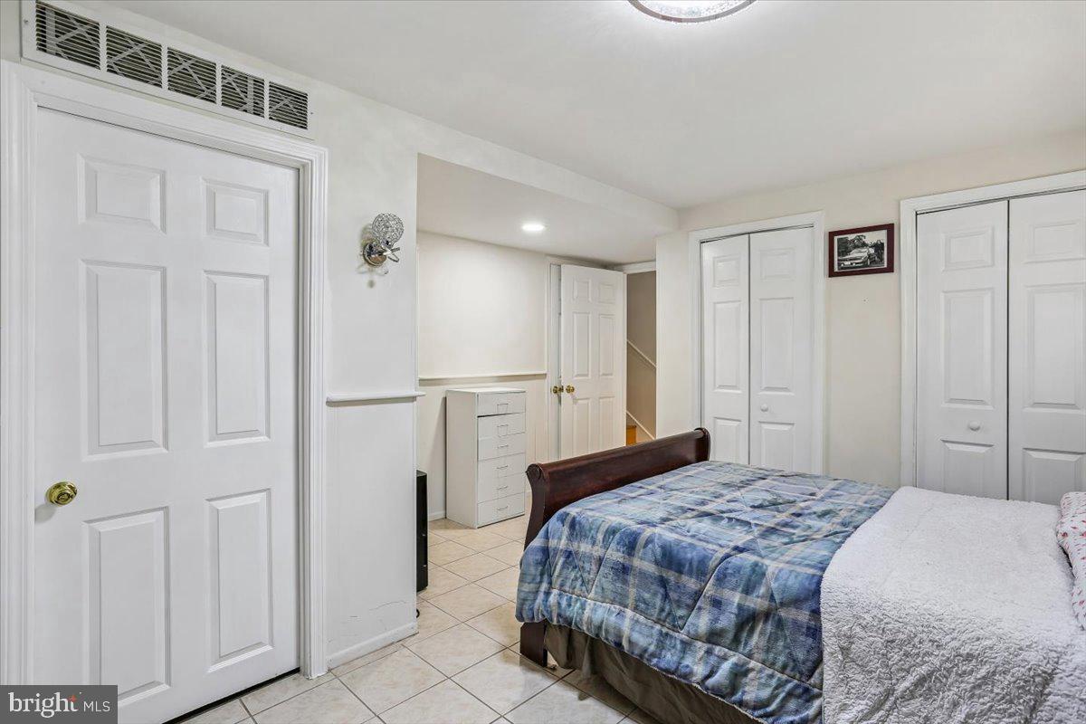 9704 Sunset Dr Property Photo 19