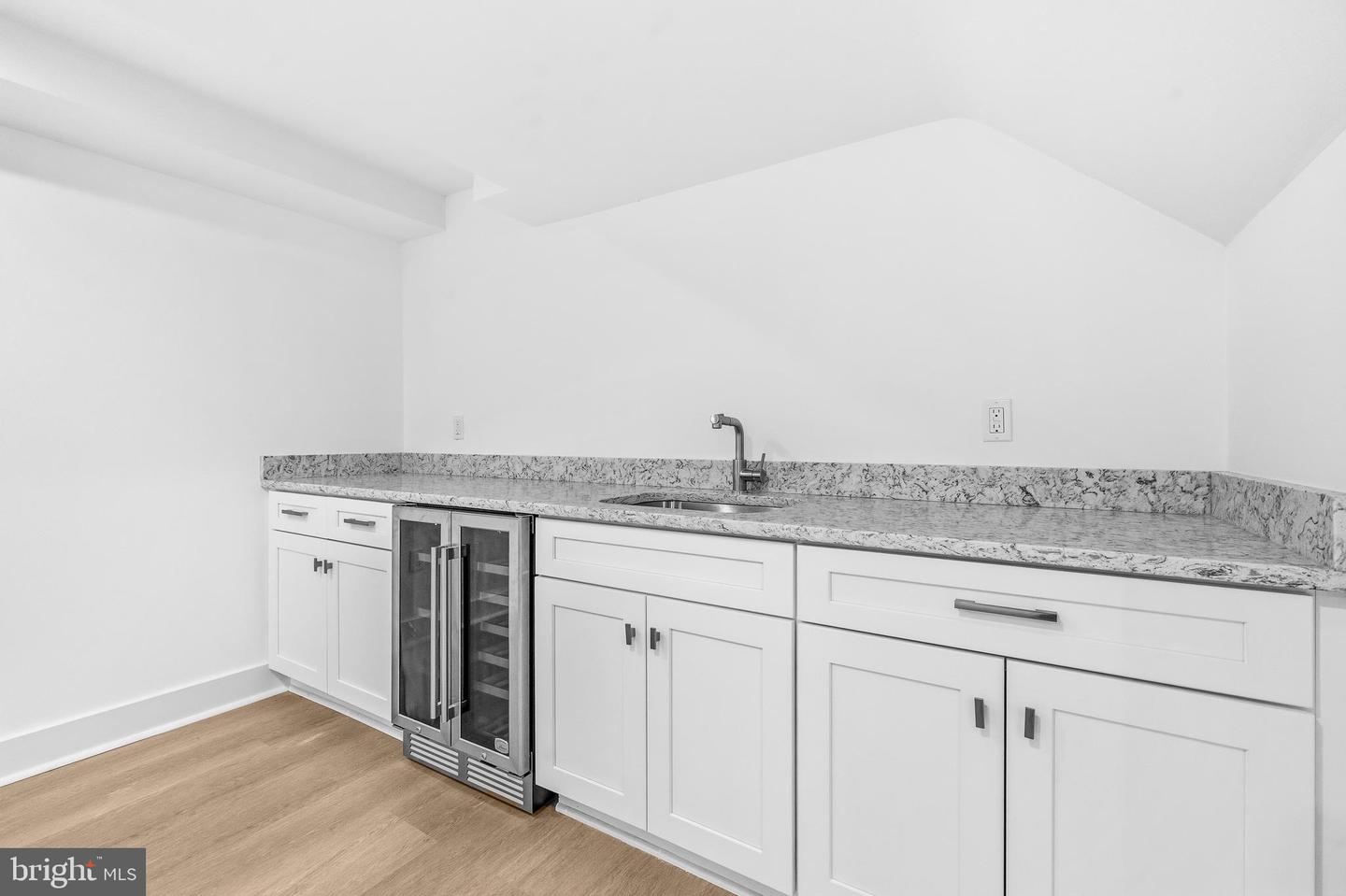 9828 Watts Branch Dr Property Photo 35