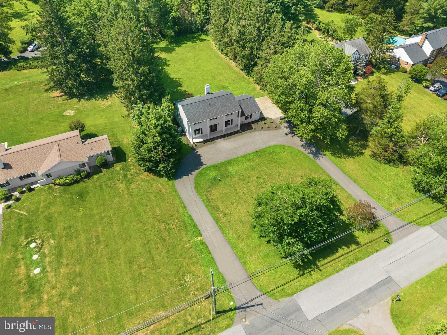 9828 Watts Branch Dr Property Photo 44