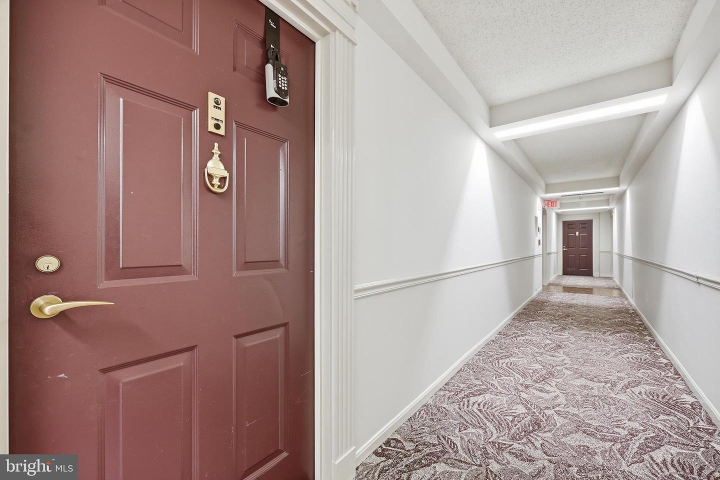 15101 Interlachen Dr #1-224 Property Photo 2