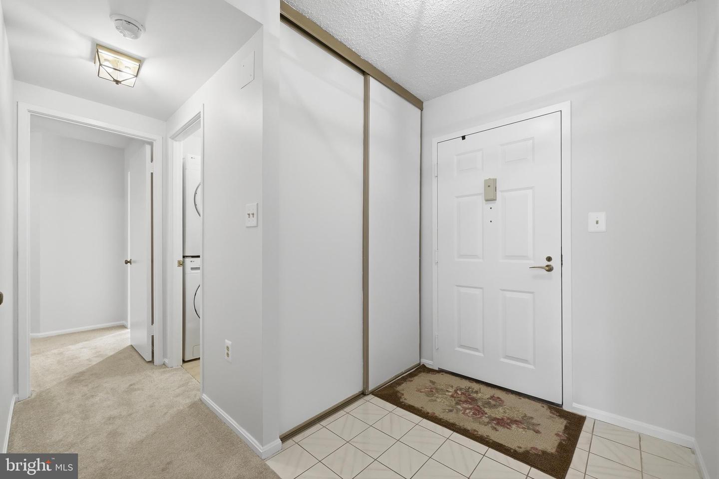15101 Interlachen Dr #1-224 Property Photo 3