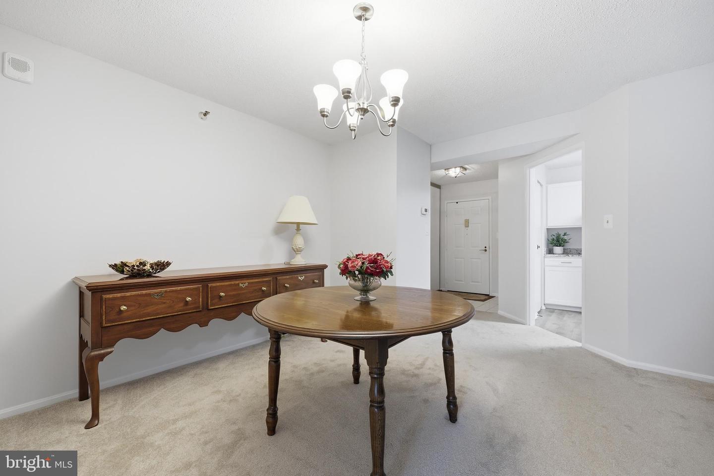 15101 Interlachen Dr #1-224 Property Photo 12