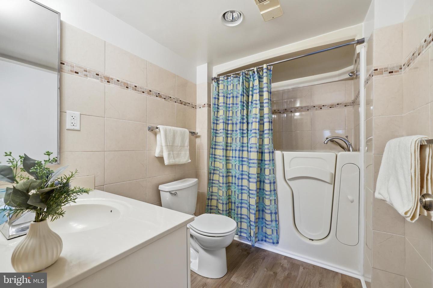 15101 Interlachen Dr #1-224 Property Photo 26