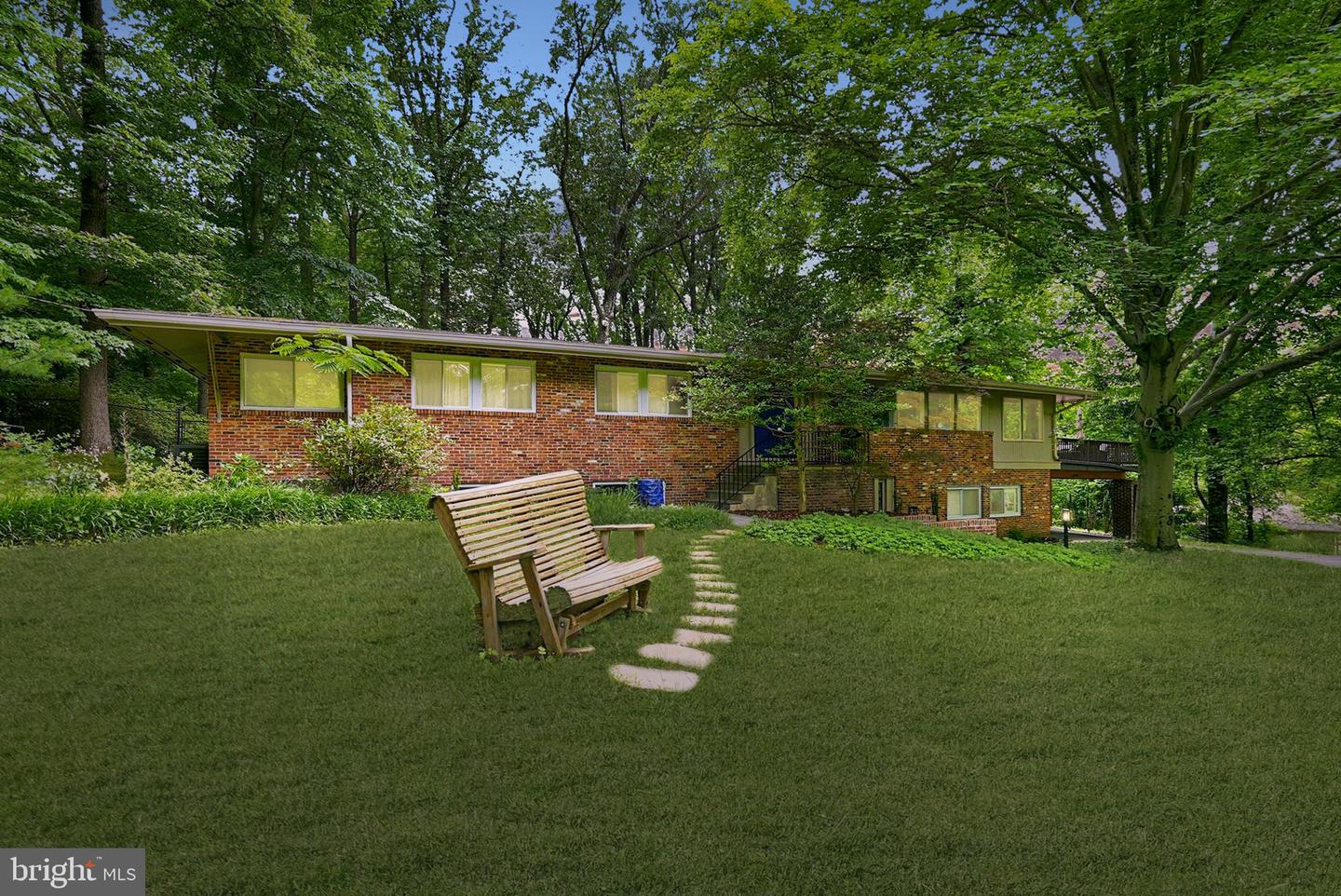 9228 Farnsworth Dr Property Photo 37