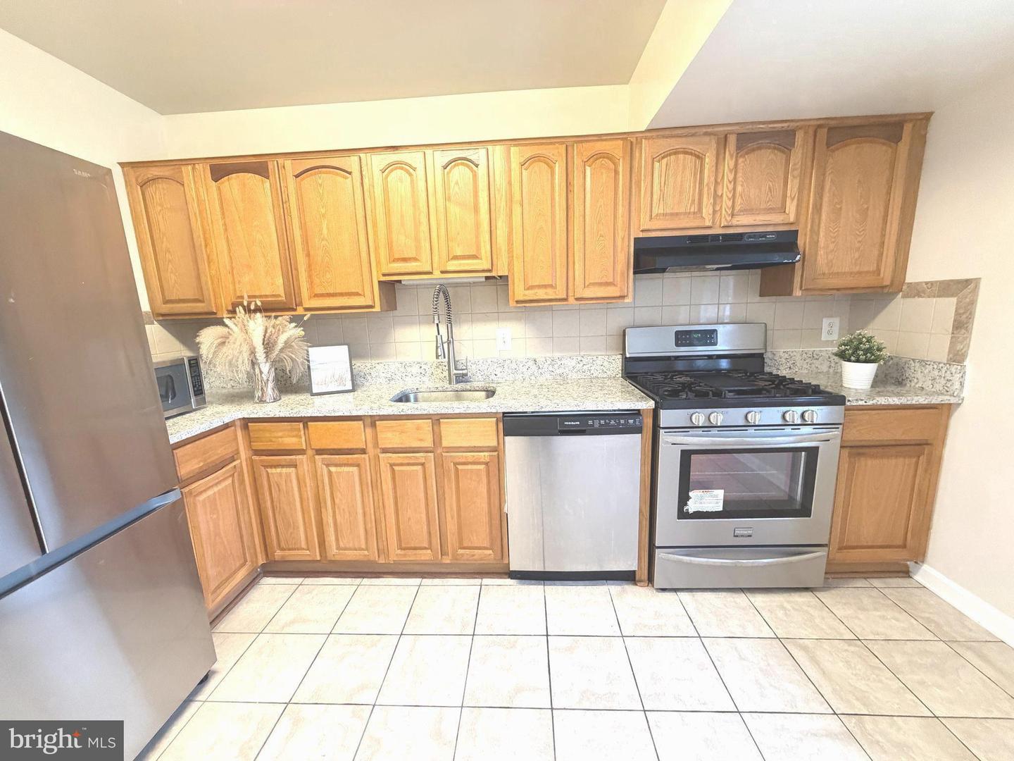 19425 Brassie Pl #303 Property Photo 15