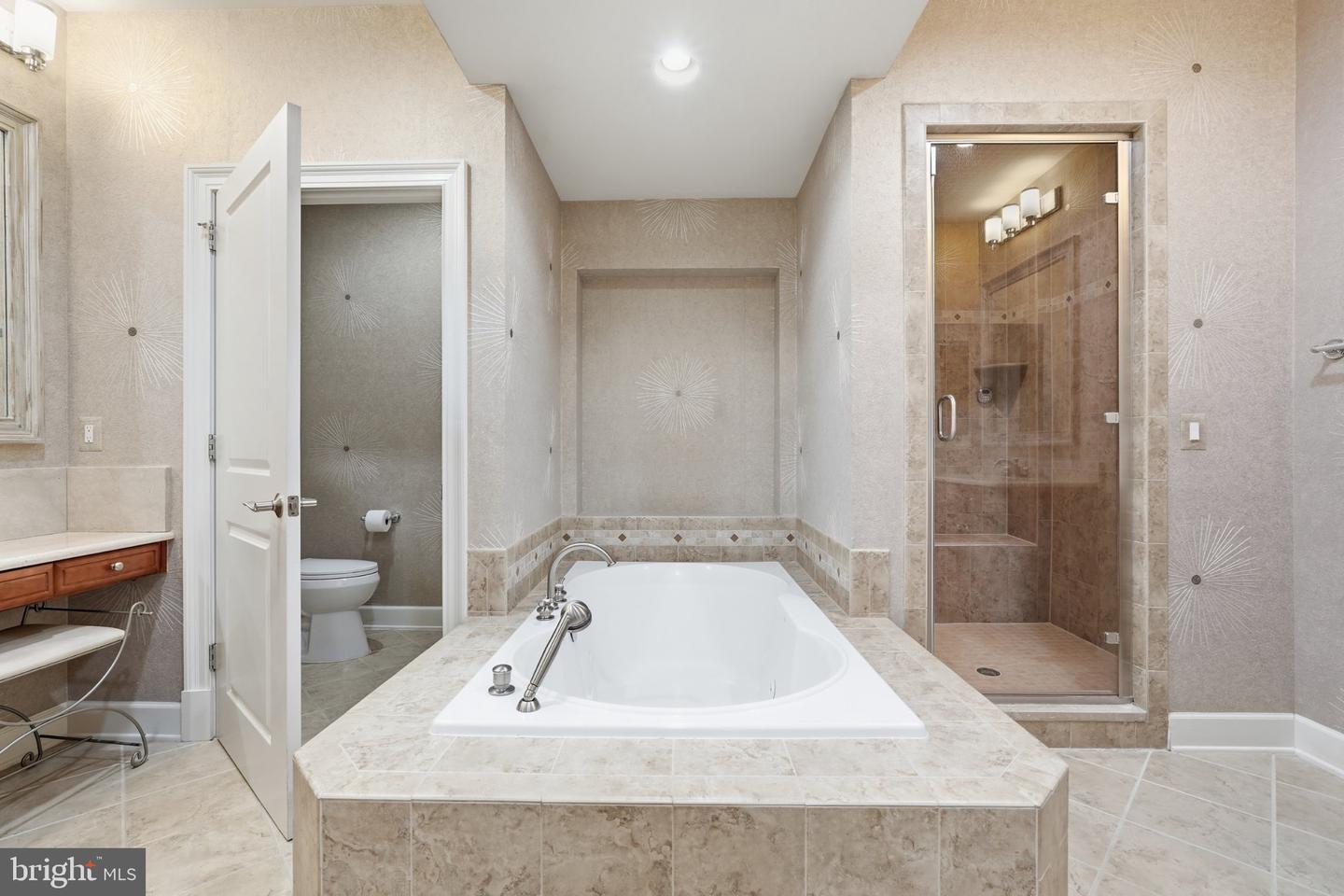 12525 Linda View Ln Property Photo 11