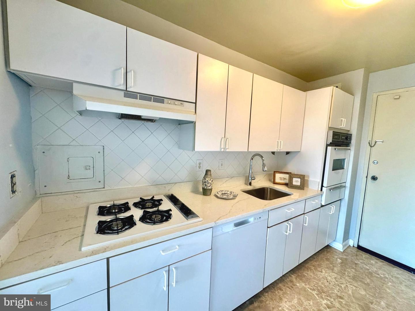 10500 Rockville Pik #614 Property Photo 3