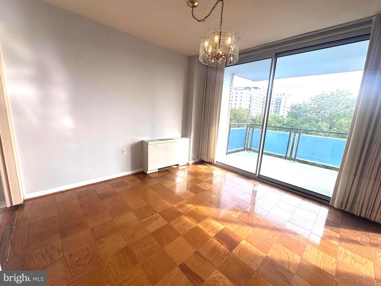 10500 Rockville Pik #614 Property Photo 6