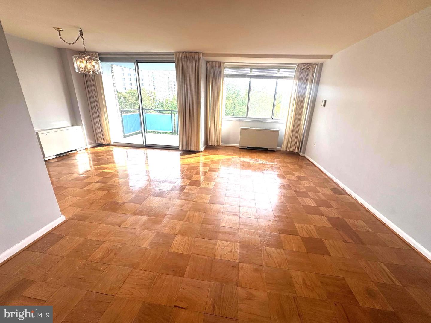 10500 Rockville Pik #614 Property Photo 7