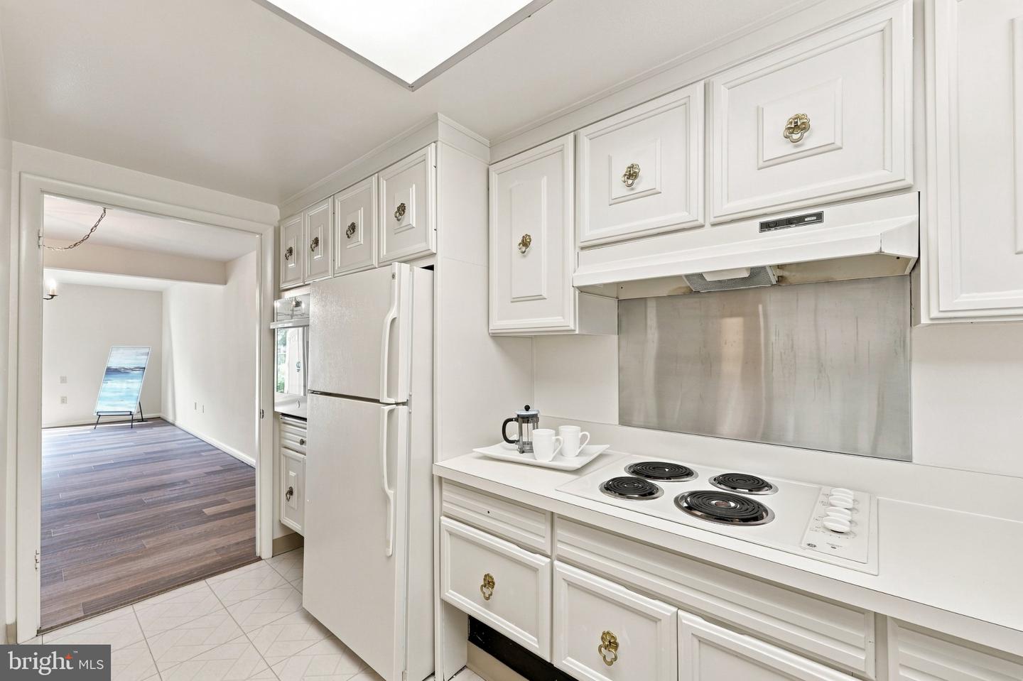 3565 S Leisure World Blvd #21-k Property Photo 21