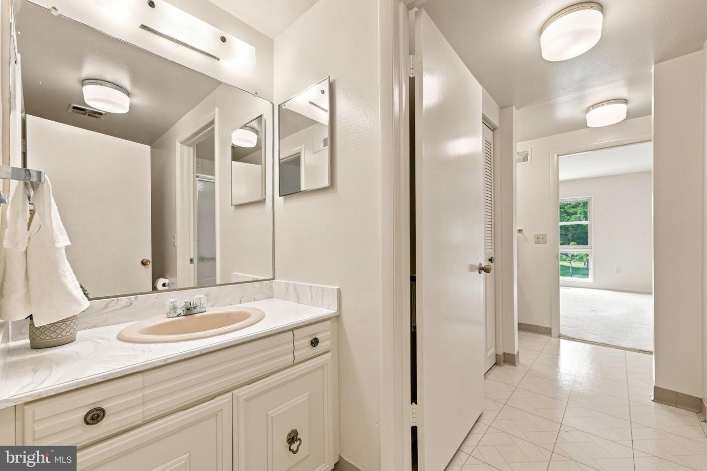 3565 S Leisure World Blvd #21-k Property Photo 26
