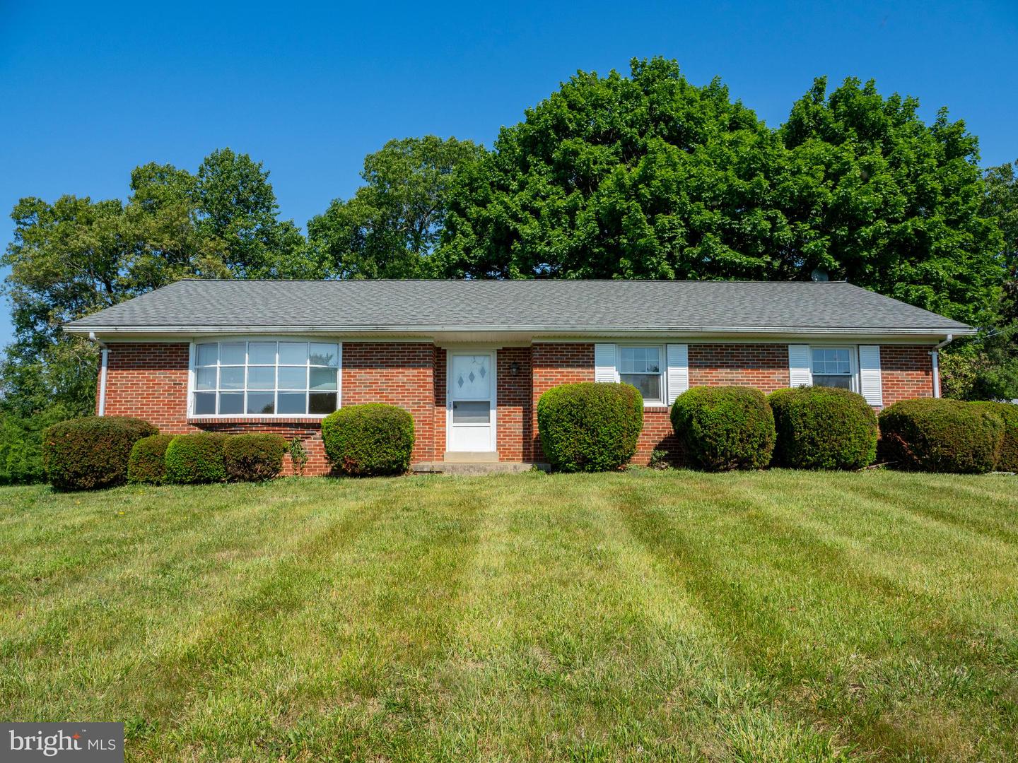 26906 Clarksburg Rd Property Photo 1
