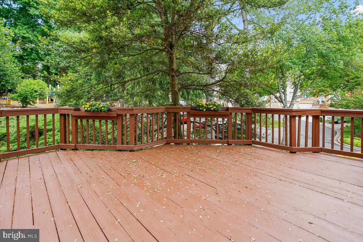 5603 Whitney Mill Way Property Photo 16