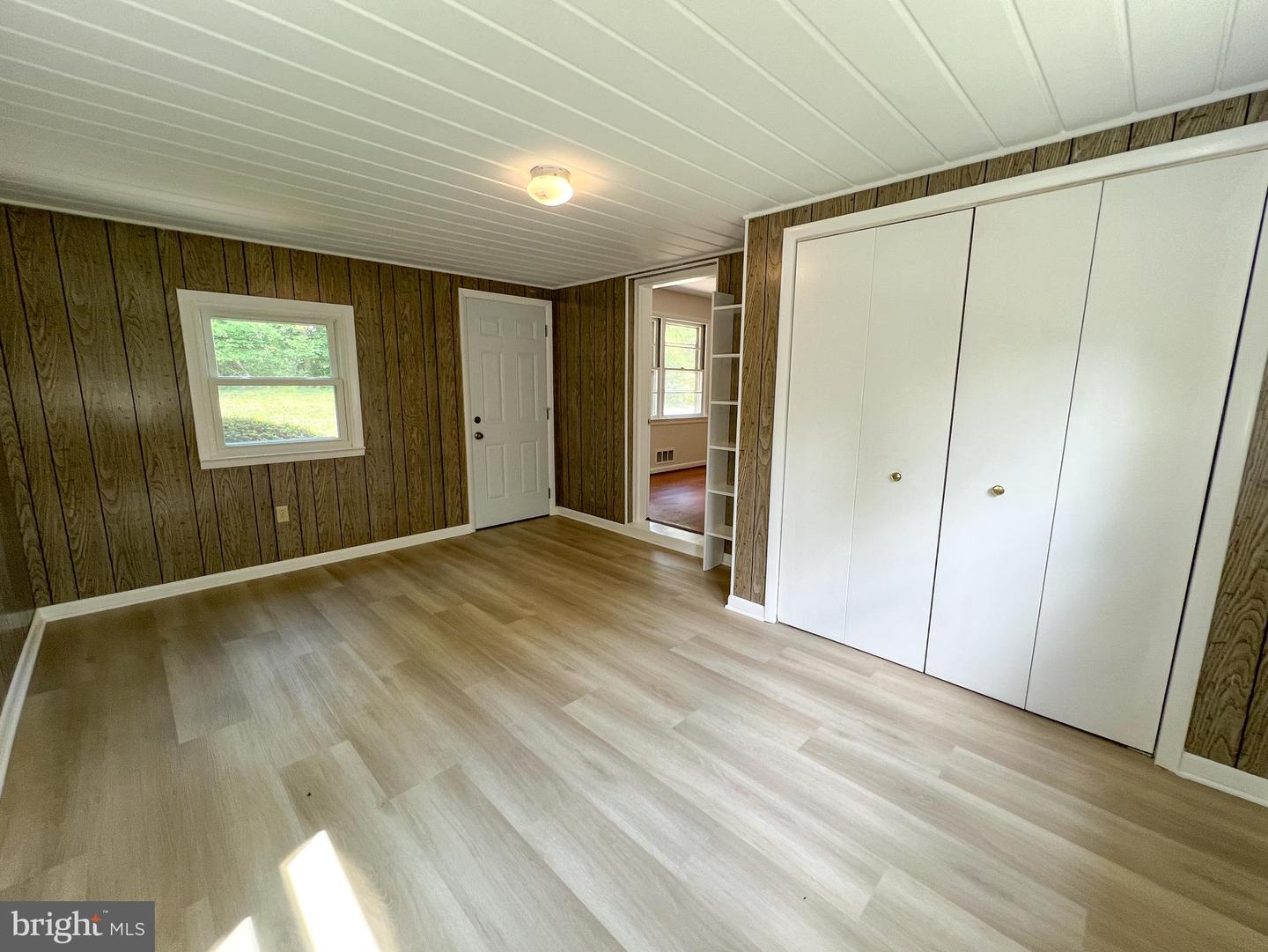 10001 Woodhill Rd Property Photo 16