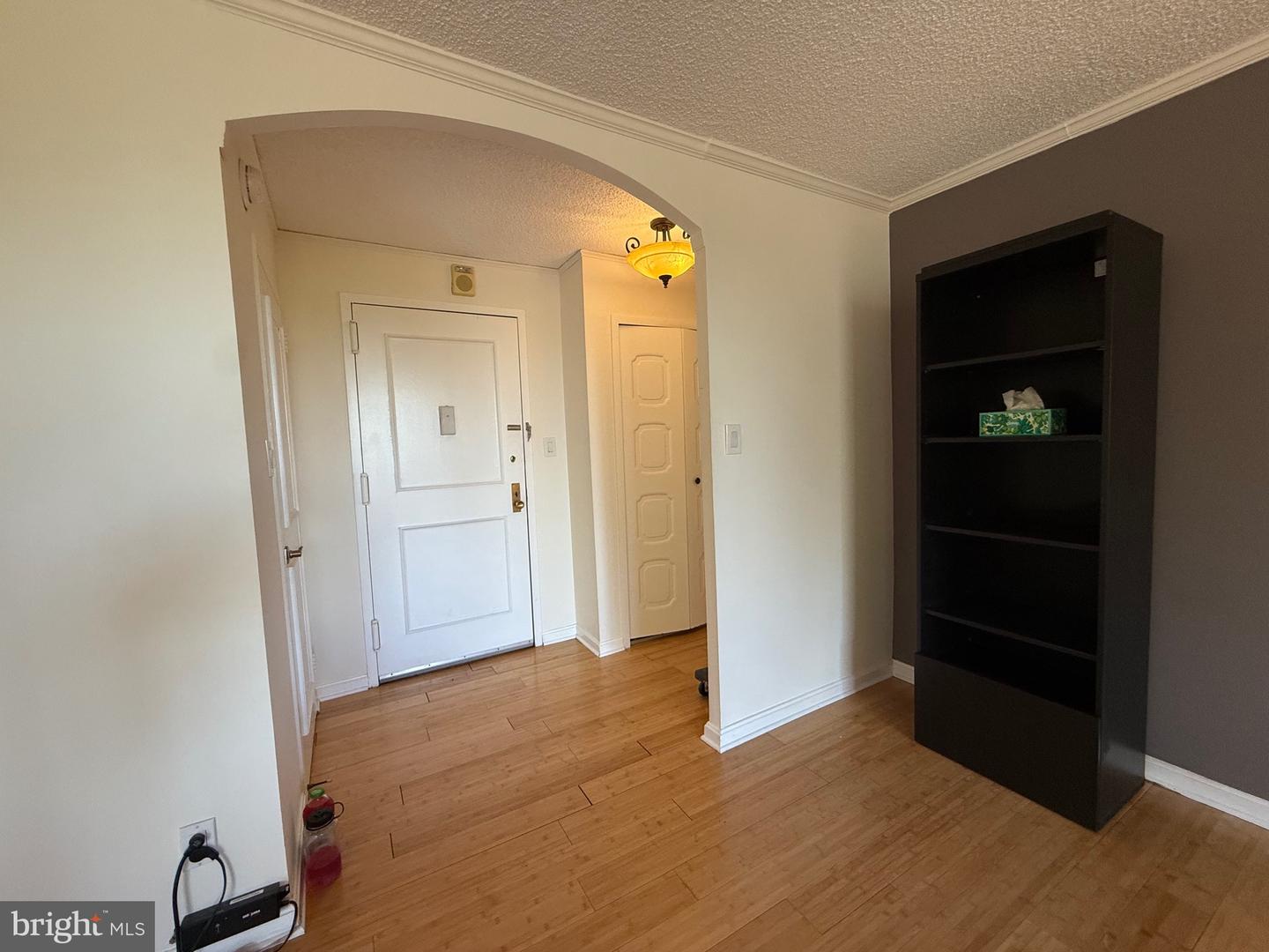 5225 Pooks Hill Rd #708s Property Photo 6