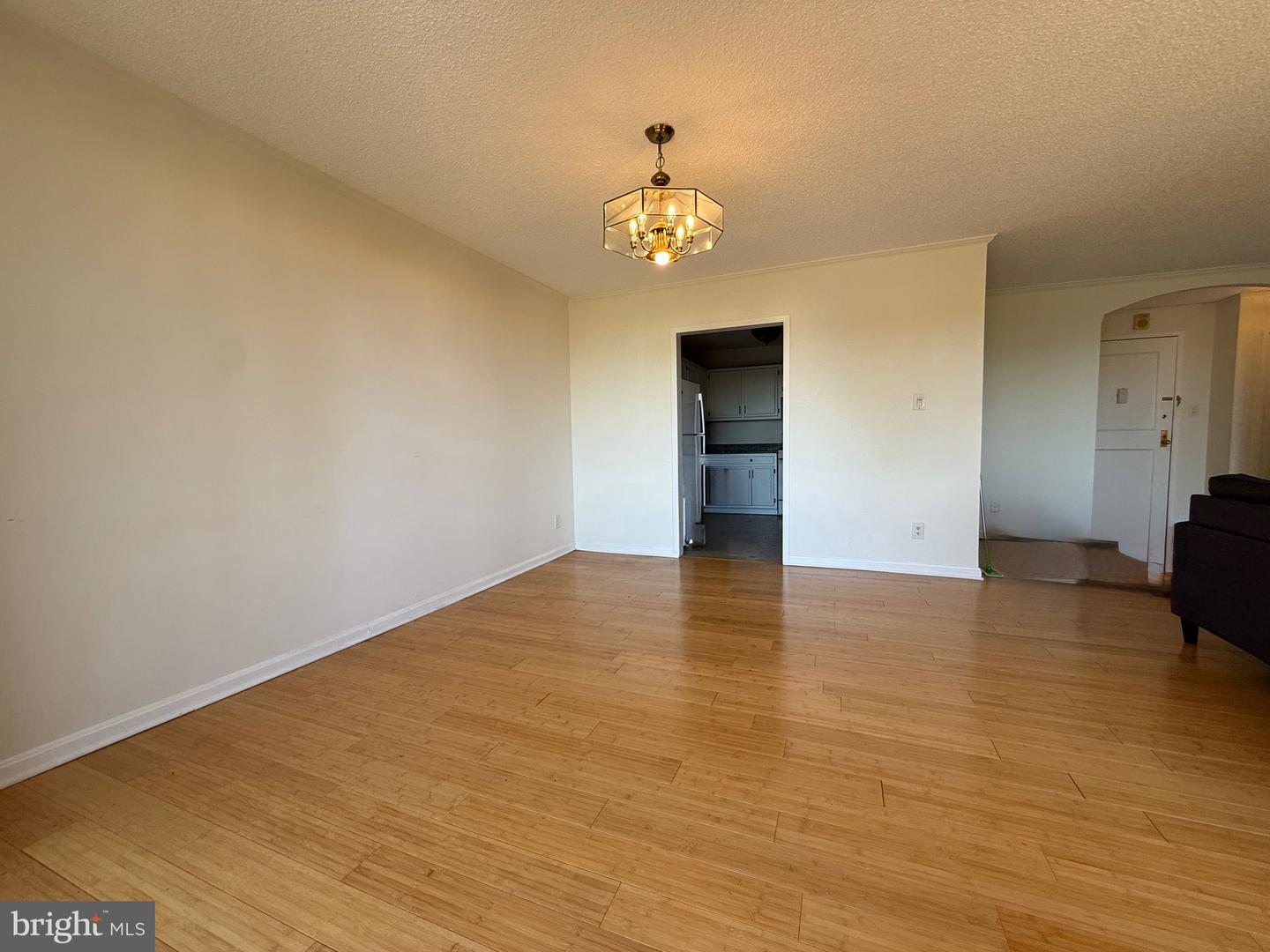 5225 Pooks Hill Rd #708s Property Photo 9