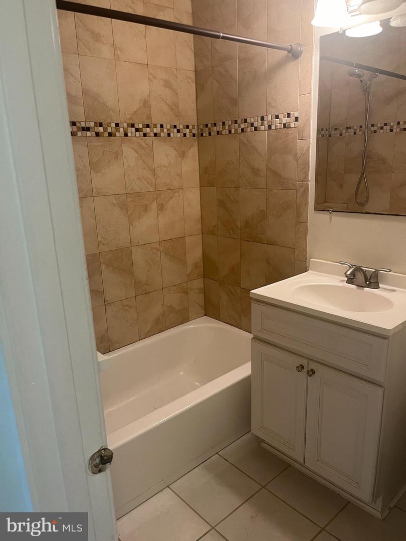 12140 Bentridge Pl Property Photo 15