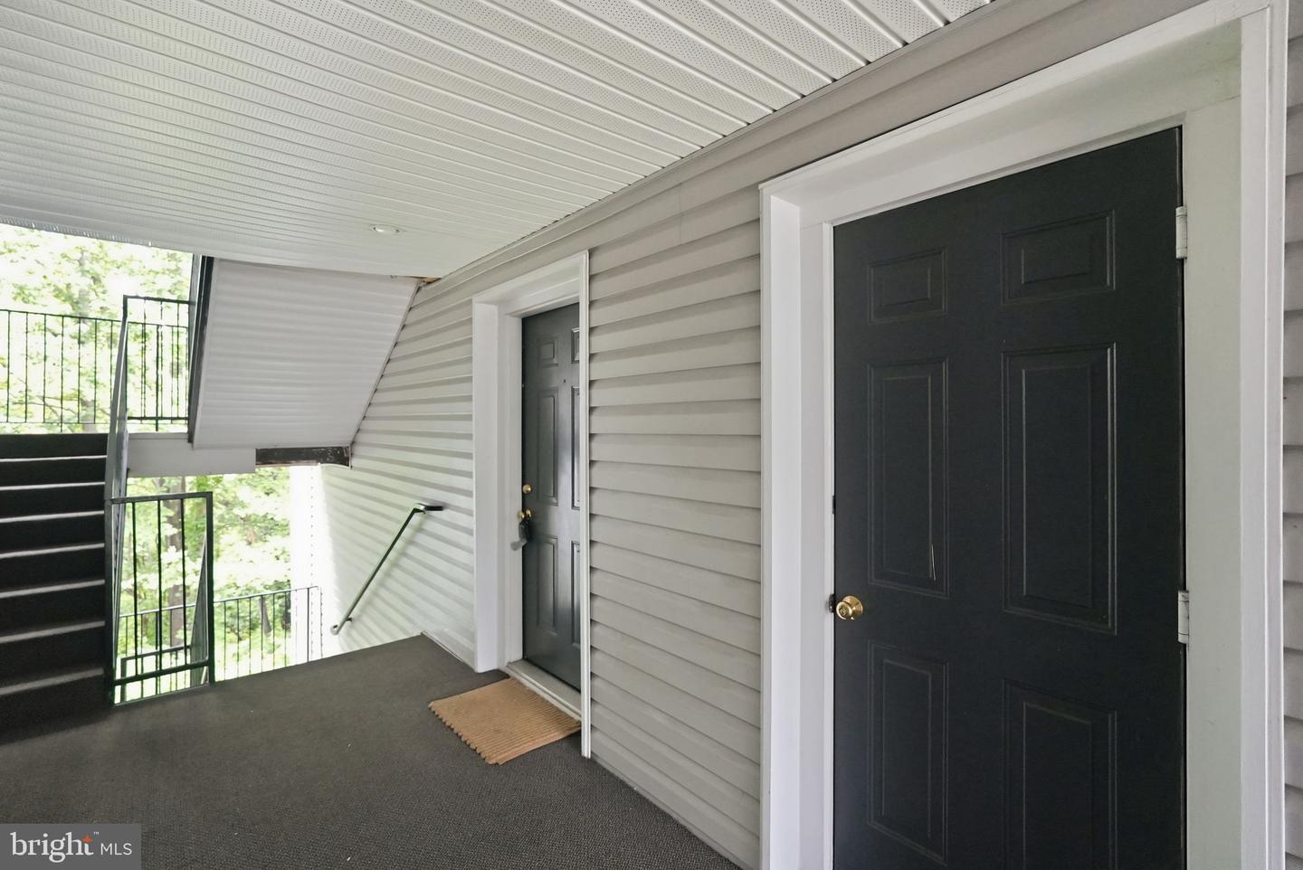 10021 Vanderbilt #10 Property Photo 14