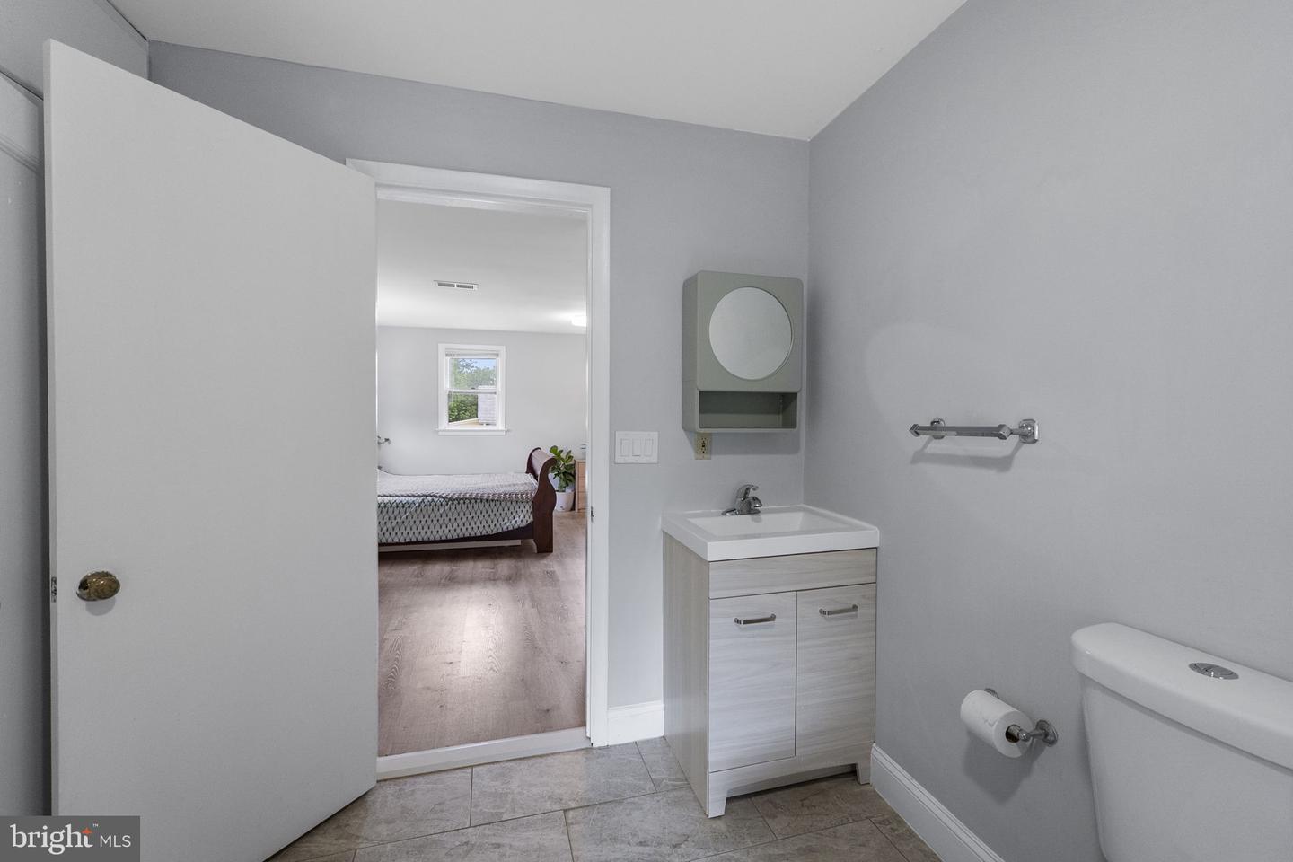 26001 Frederick Rd Property Photo 19