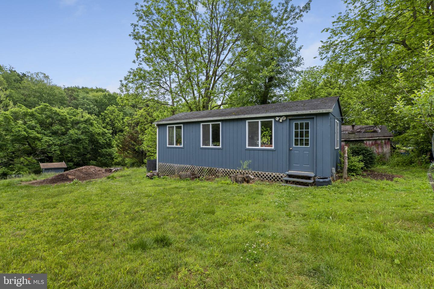 26001 Frederick Rd Property Photo 33