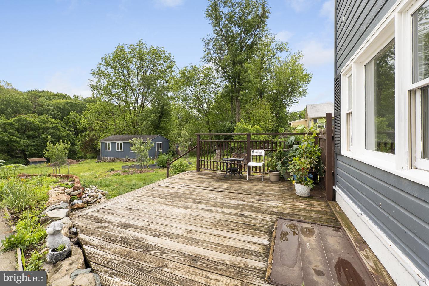 26001 Frederick Rd Property Photo 37