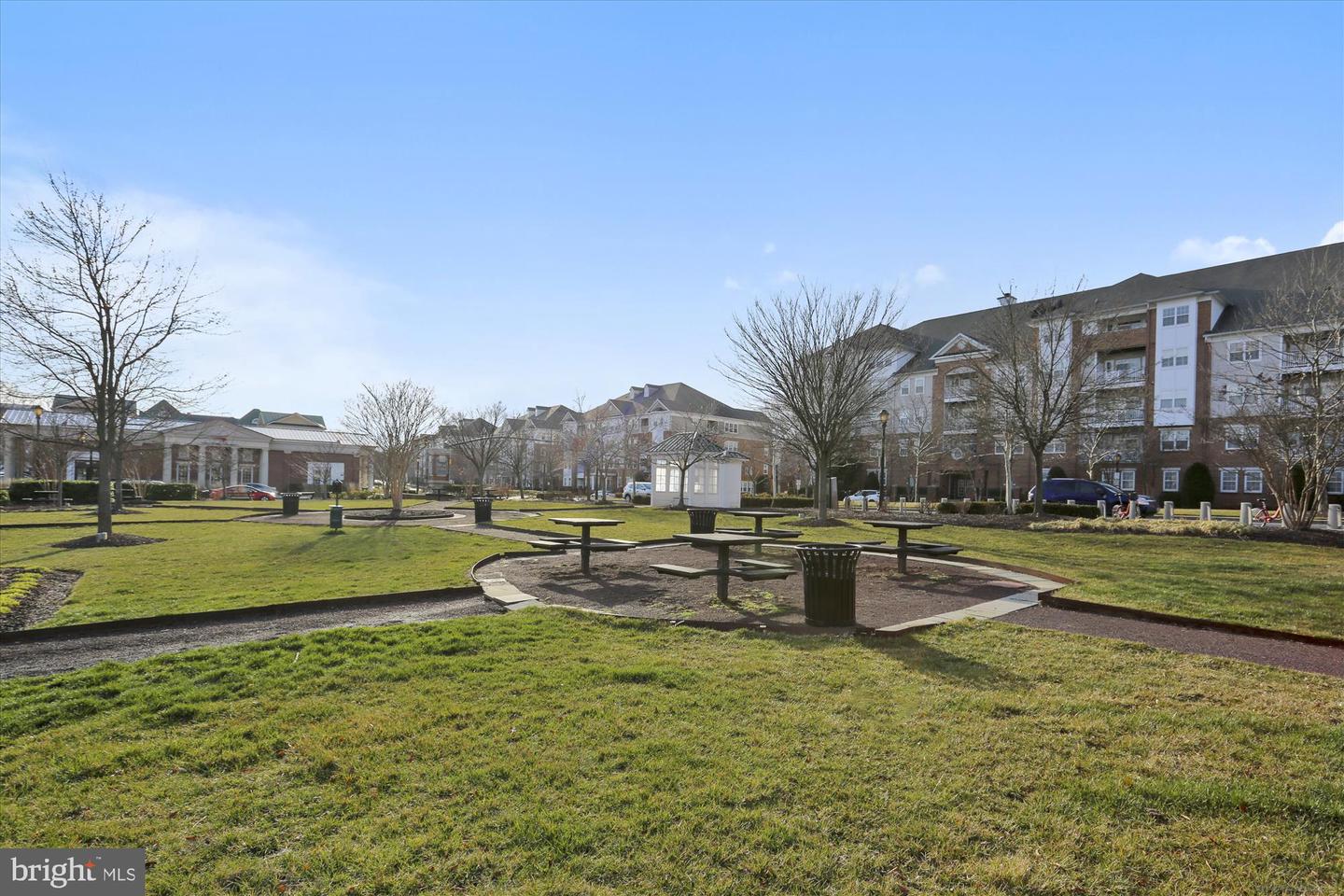 845 King Farm Blvd Property Photo 122