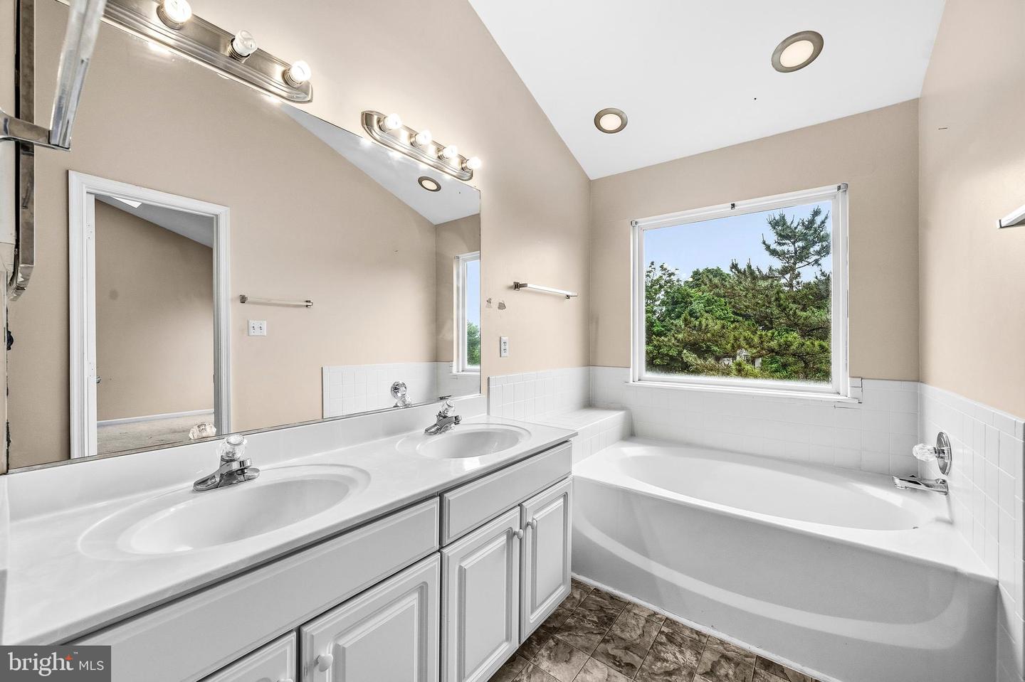 5 Battery Bend Ct Property Photo 34