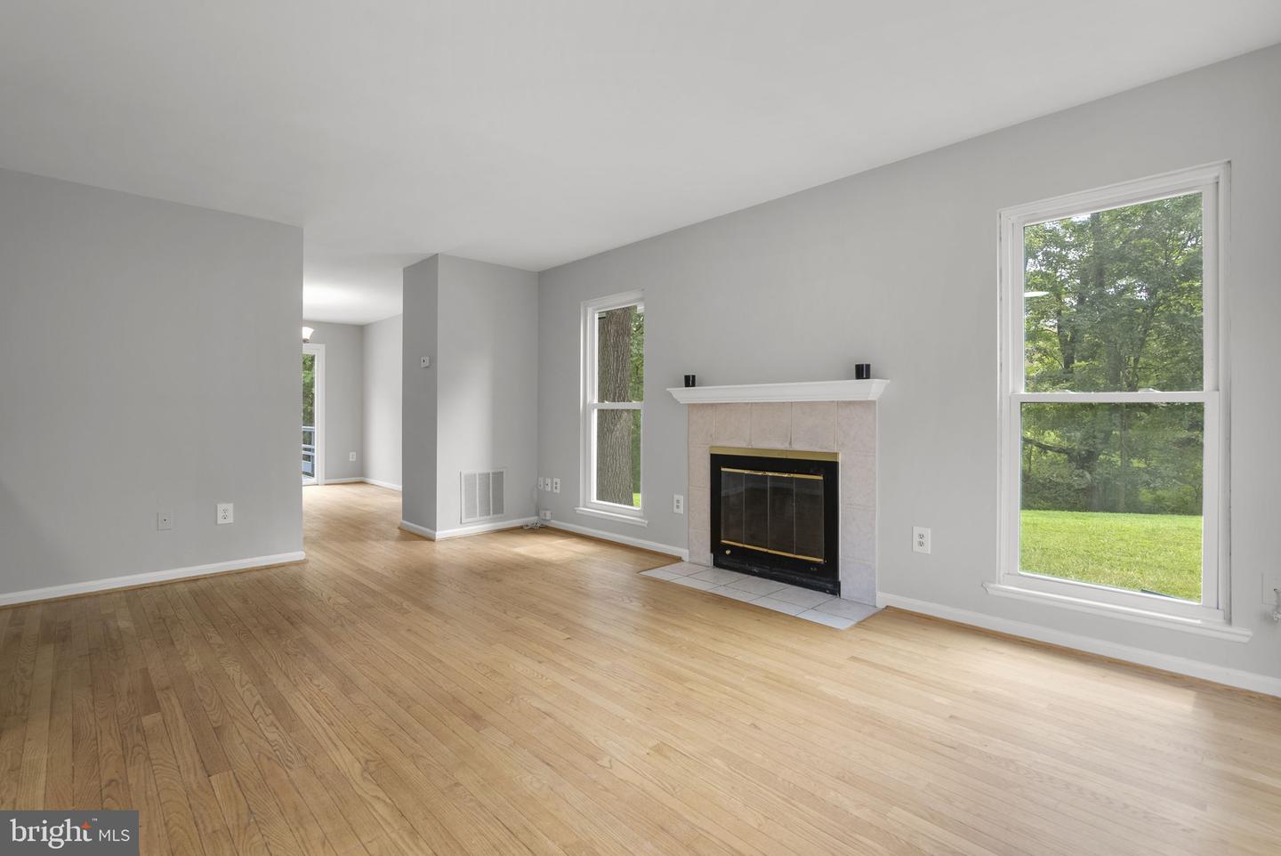 9101 Trams Way Property Photo 4