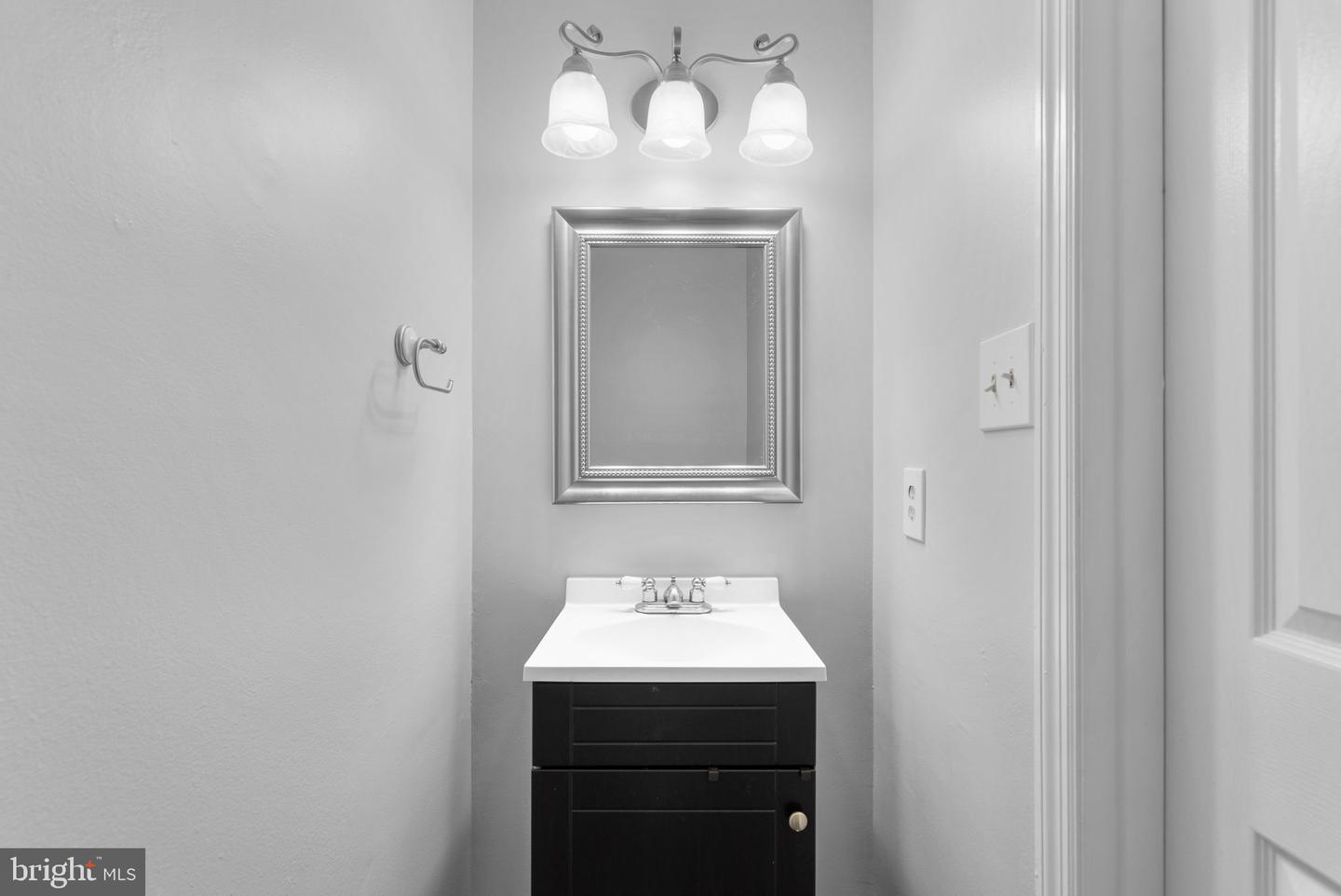 9101 Trams Way Property Photo 14