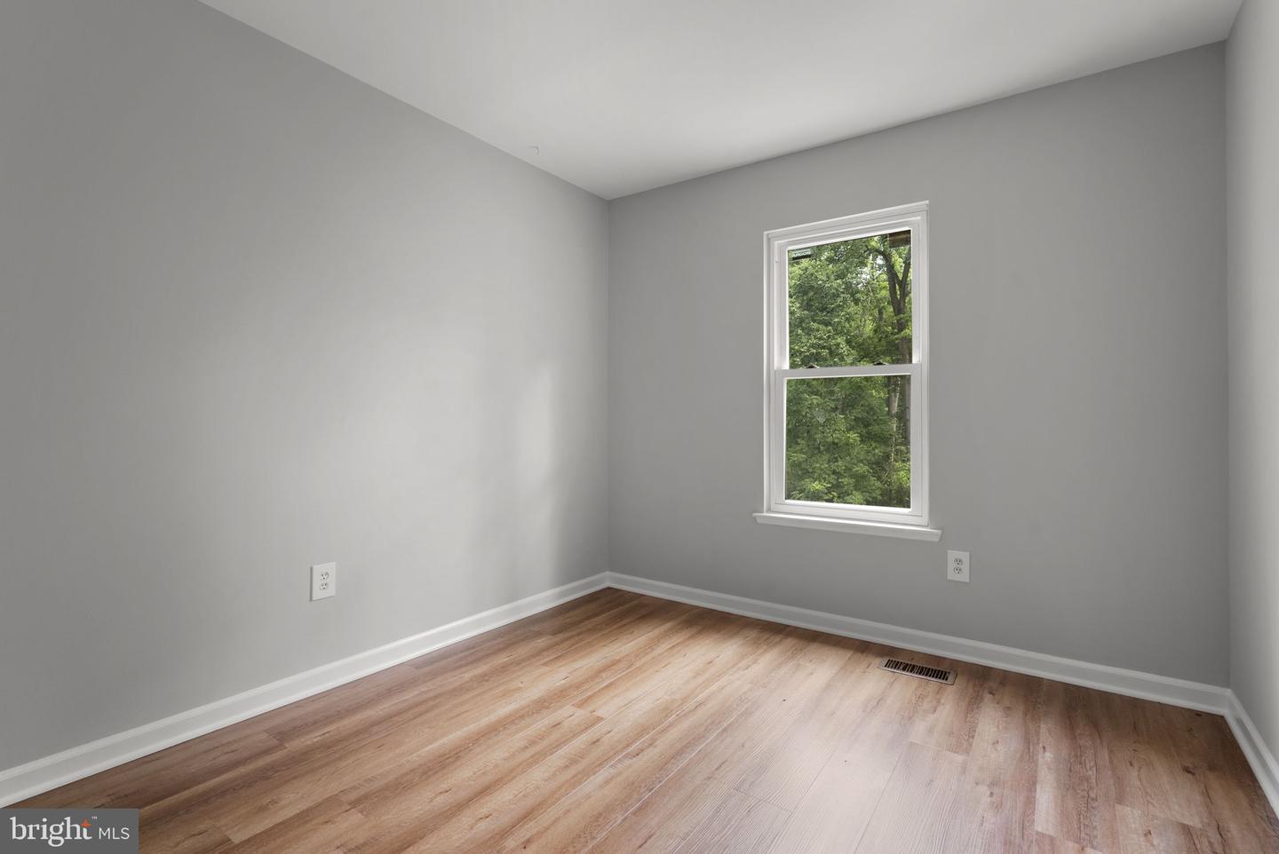9101 Trams Way Property Photo 18