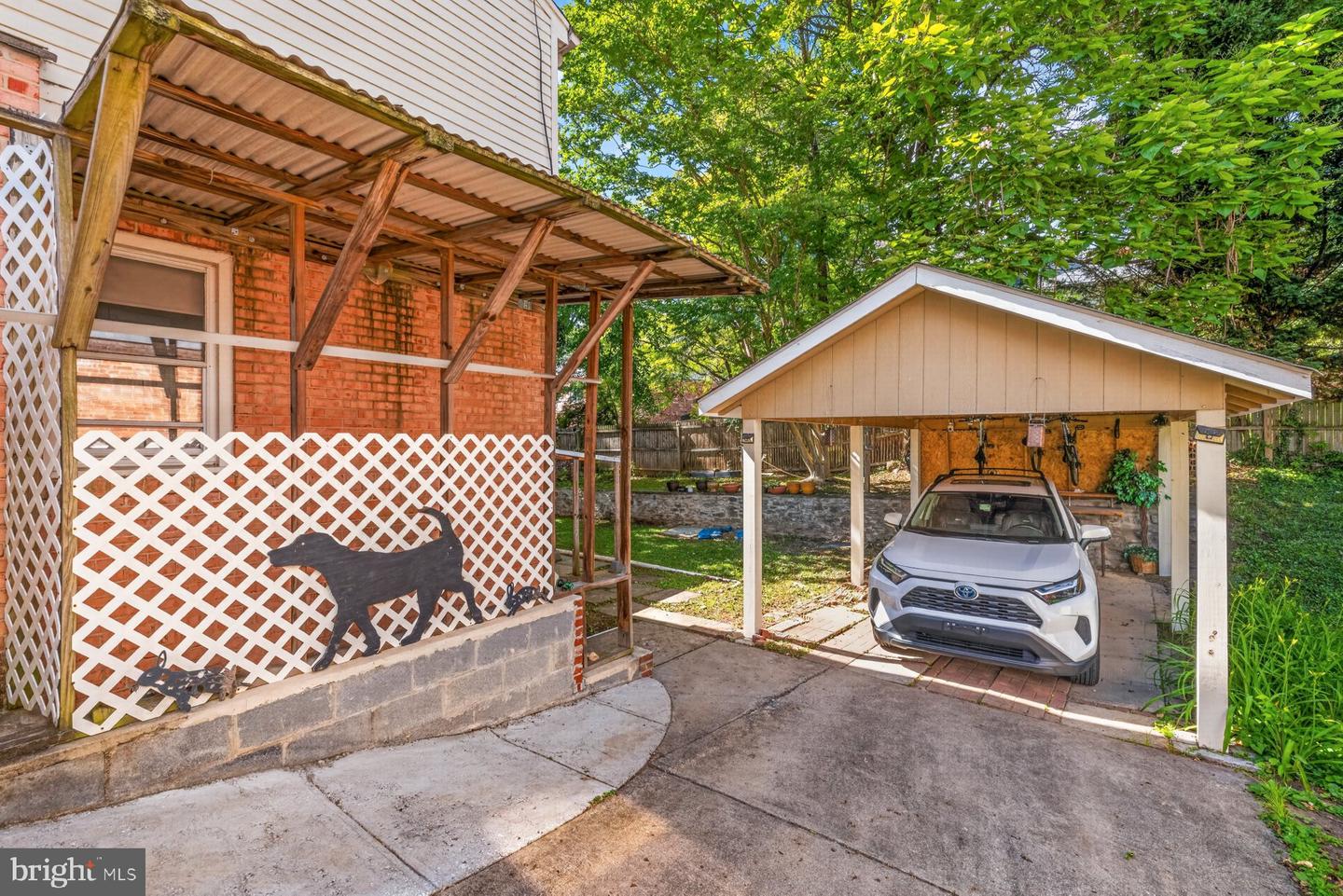 2311 Coleridge Dr Property Photo 40
