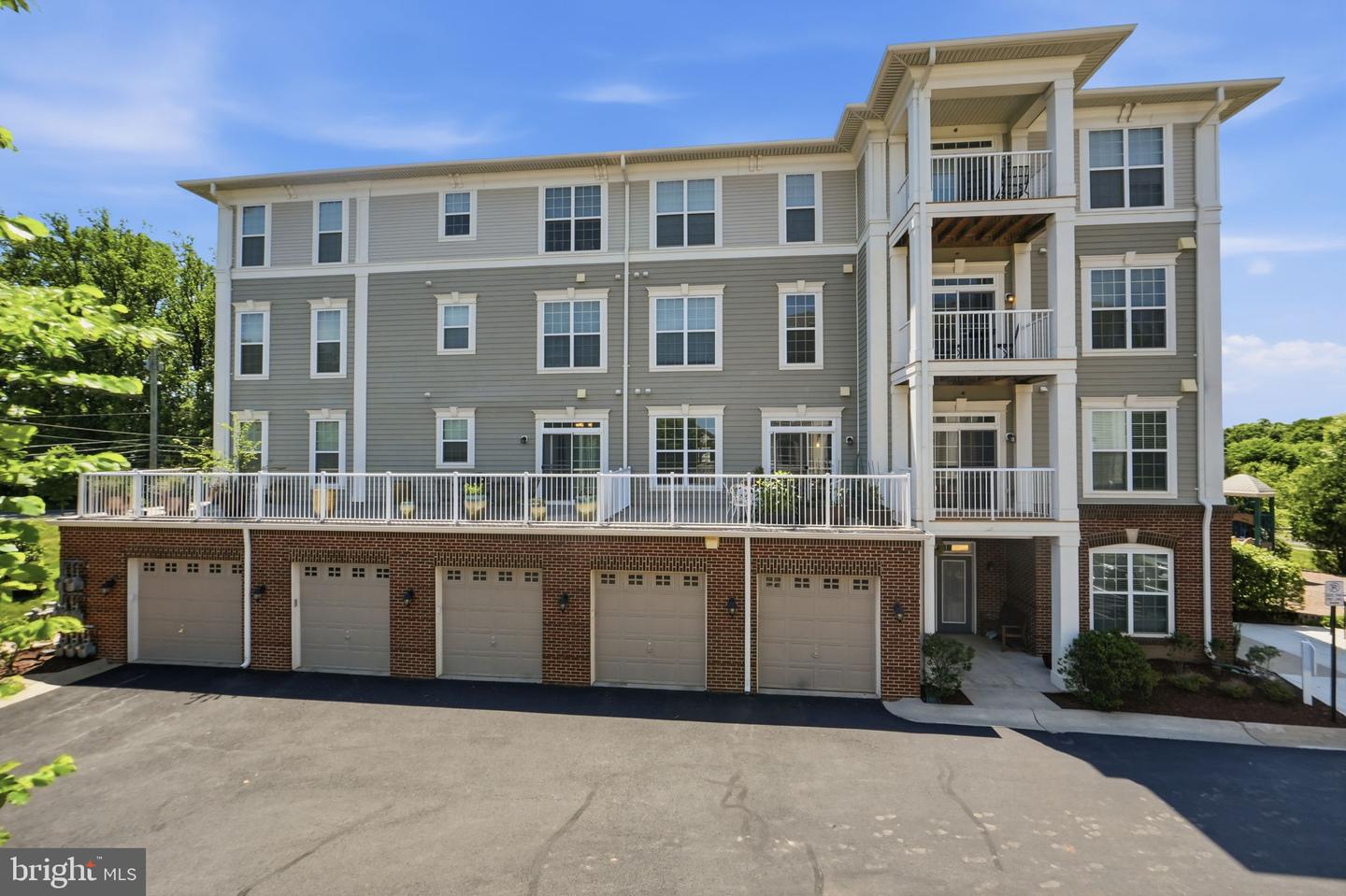3850 Clara Downey Ave #31 Property Photo 28
